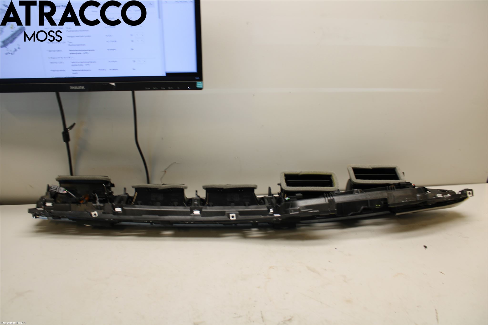 Audi Q7/SQ7 Dashbord Kanal - Dyse