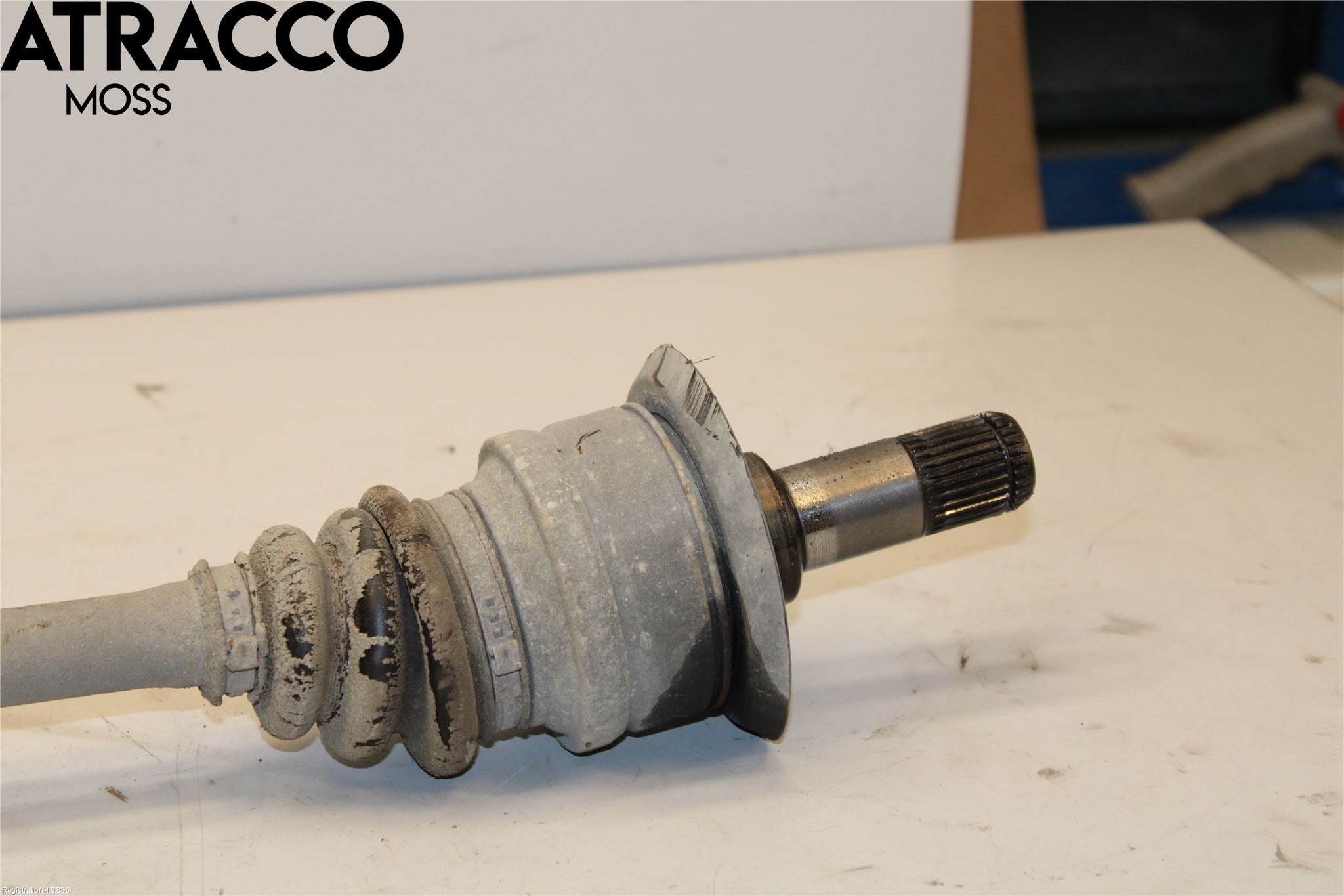 BMW 3 F30/F31/F80 12-19 Drivaksel Bak Kompl Høyre