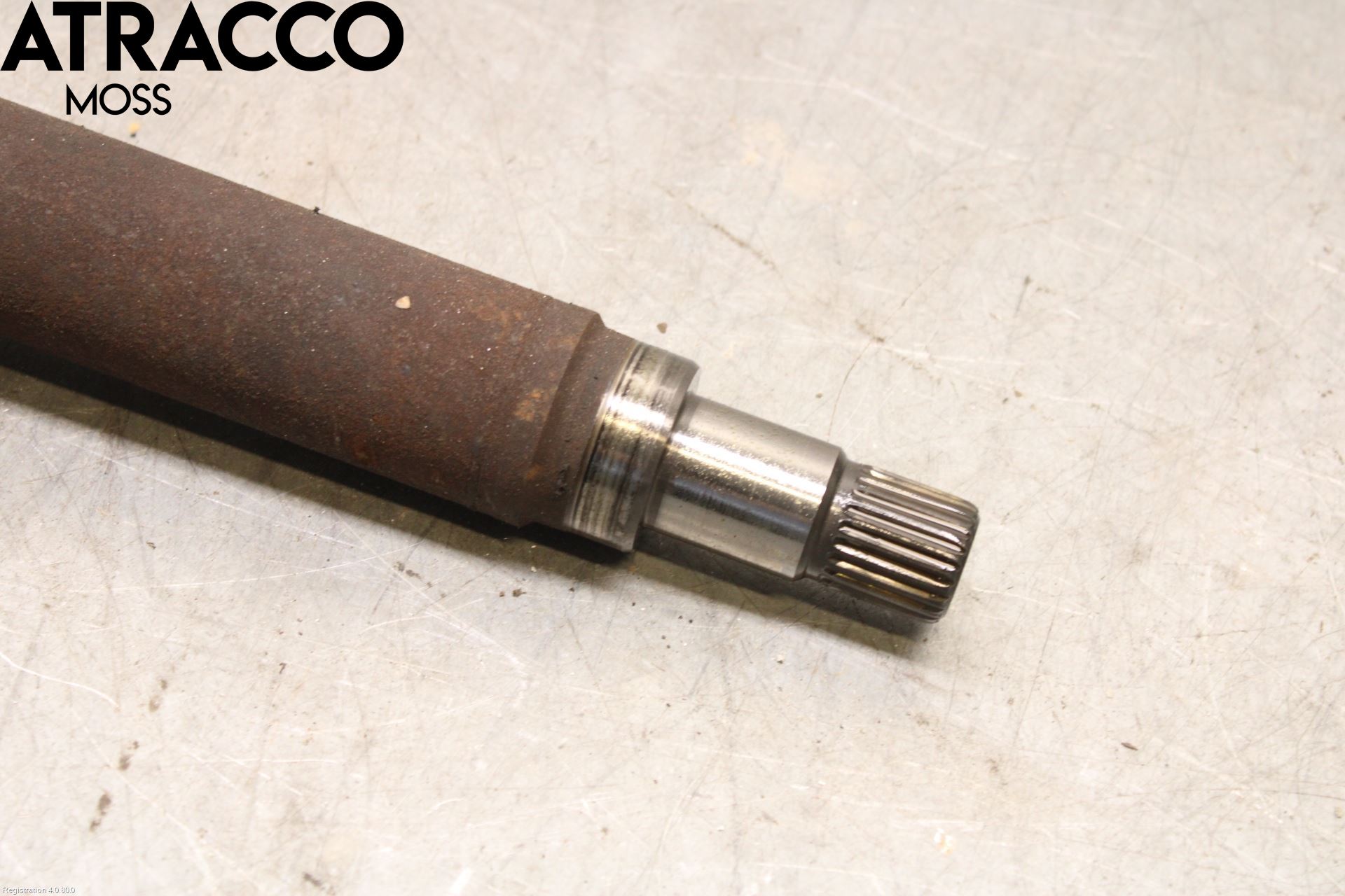 Ford FIESTA 09-12 Drivaksel Foran Kompl Høyre