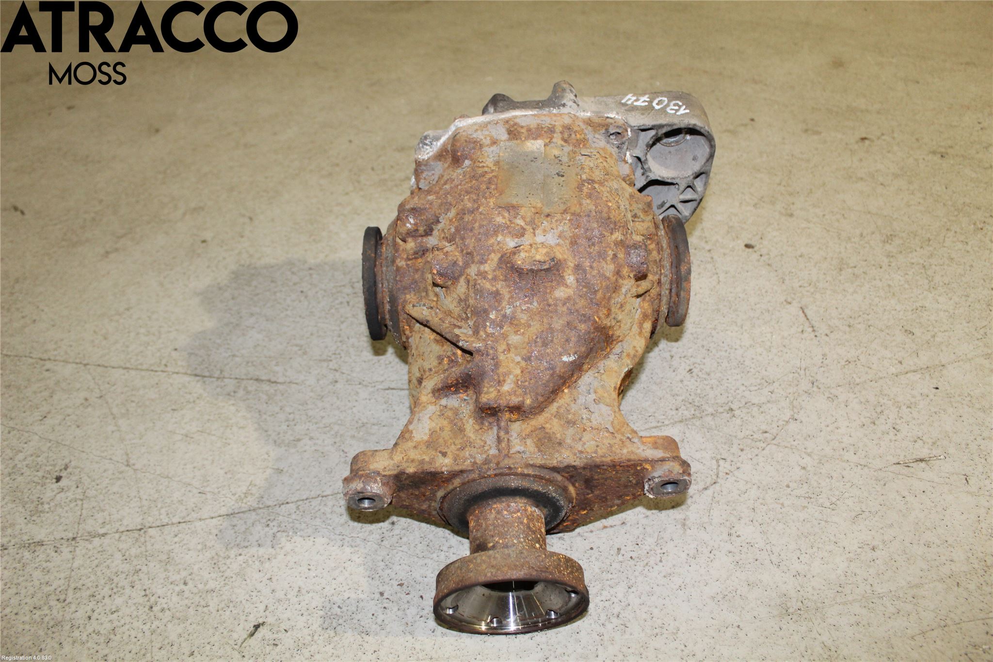 BMW 5 E60/61 Sed/Tou 02-10 Bakaksel Kardang Bak -Diff