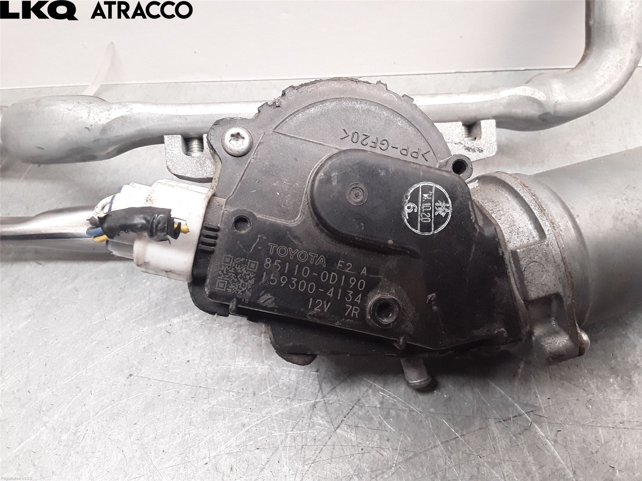 Toyota YARIS XP130 15-20 Viskermotor Frontrute