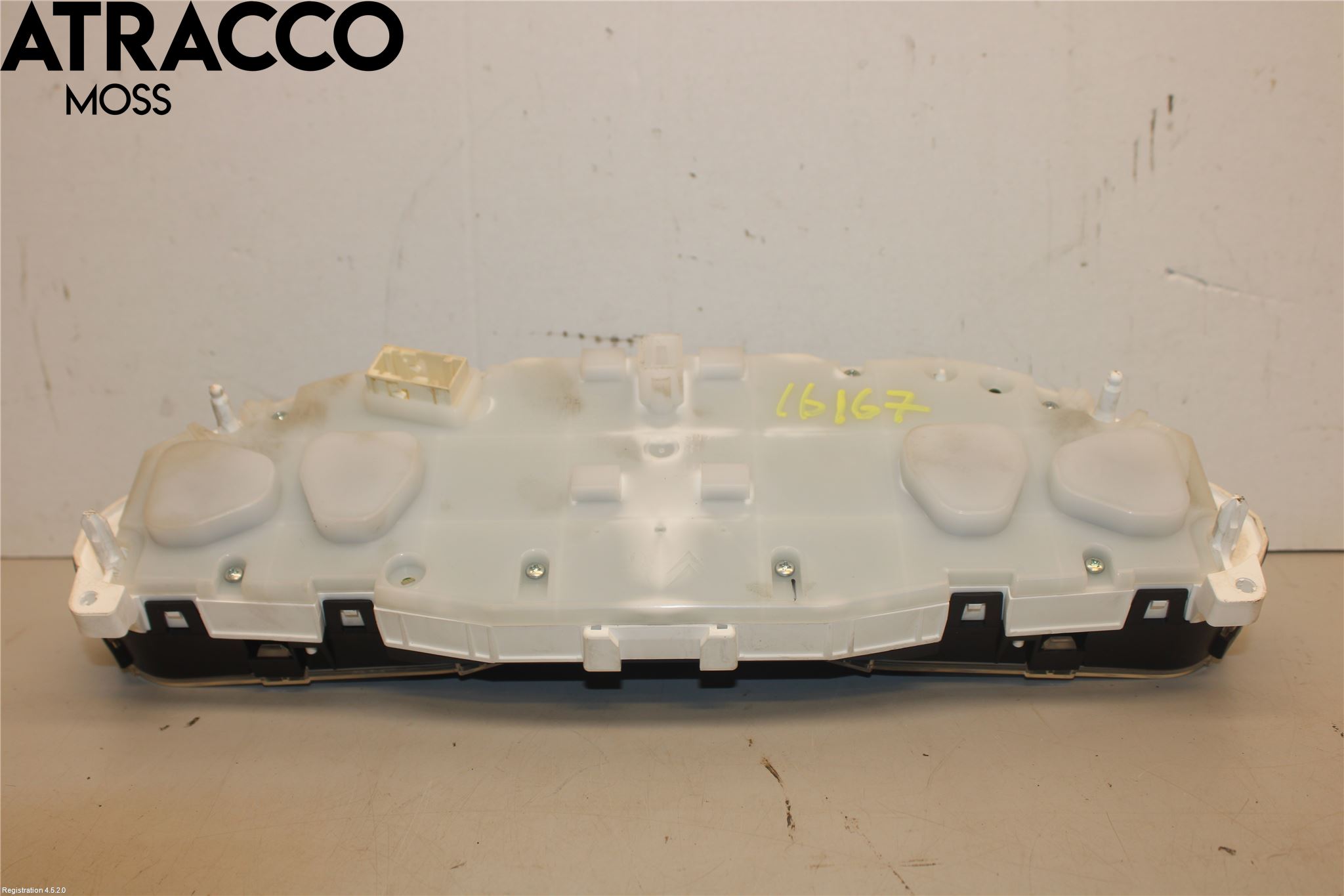 Peugeot 2008 13-20 Instr Kombinert