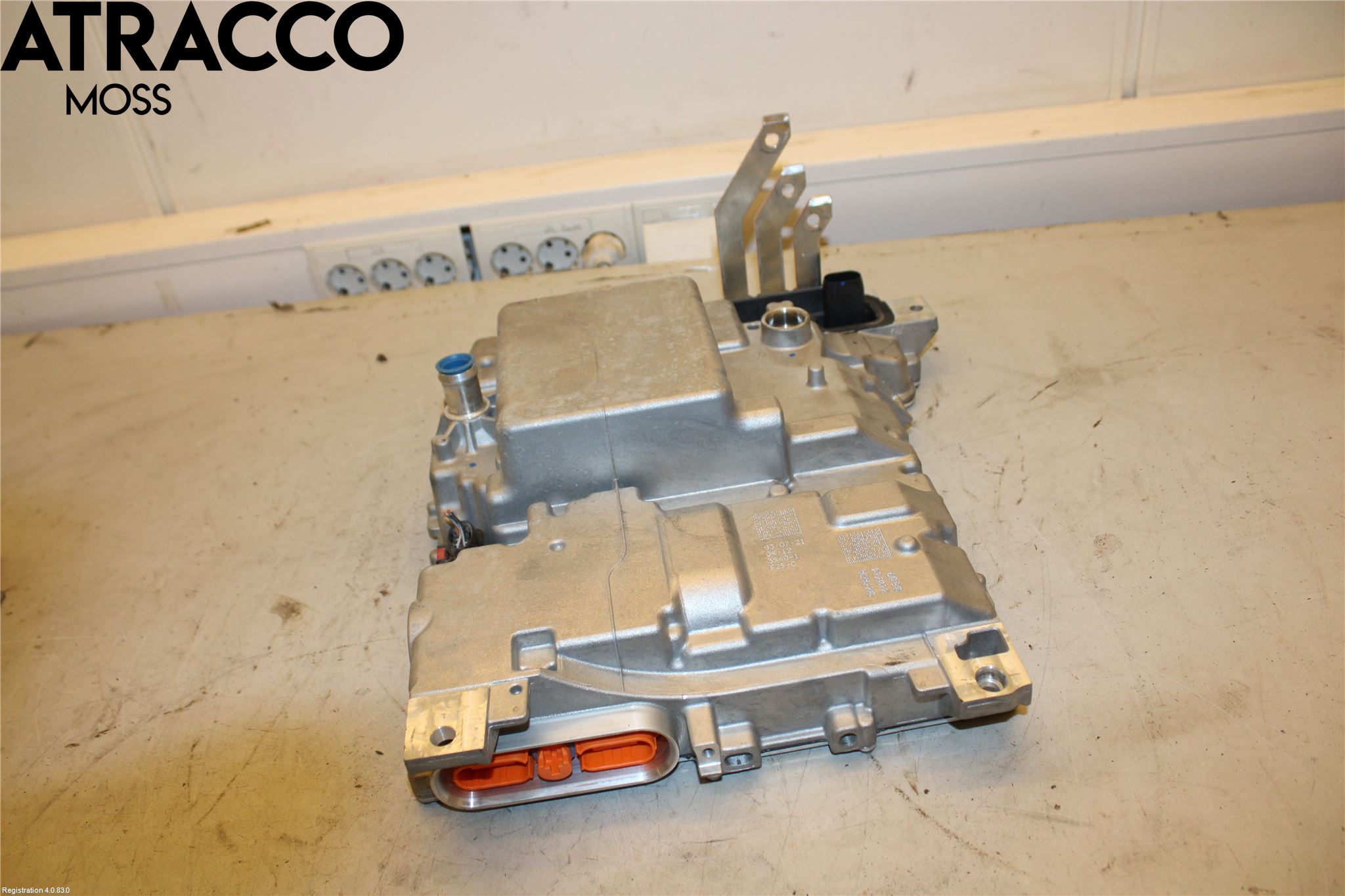 Audi Q4 E-TRON FZ 22- Inverter 12-)220V