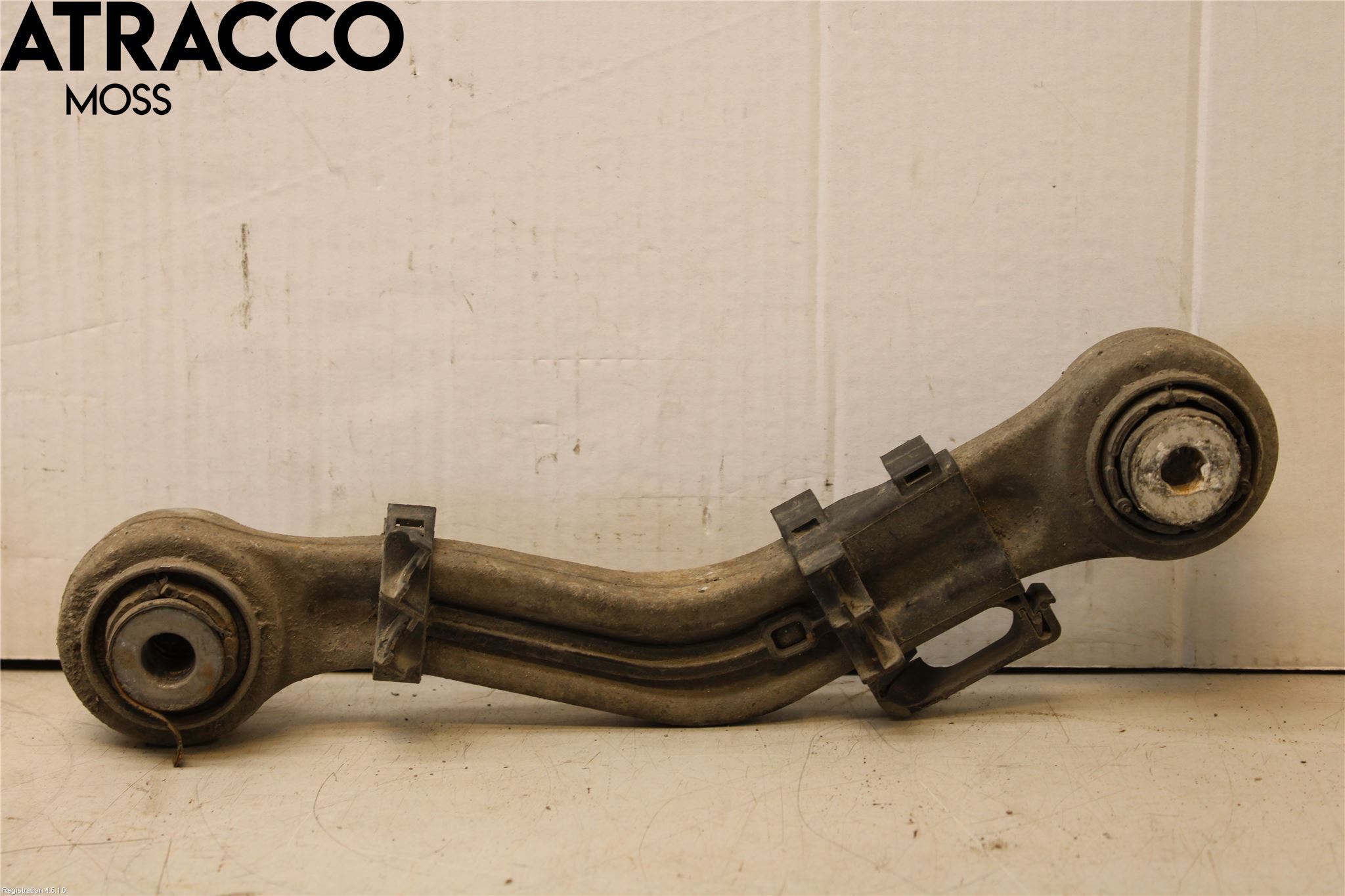 BMW 5 F10/F11/F18 09-17 Bakaksel Momentstag