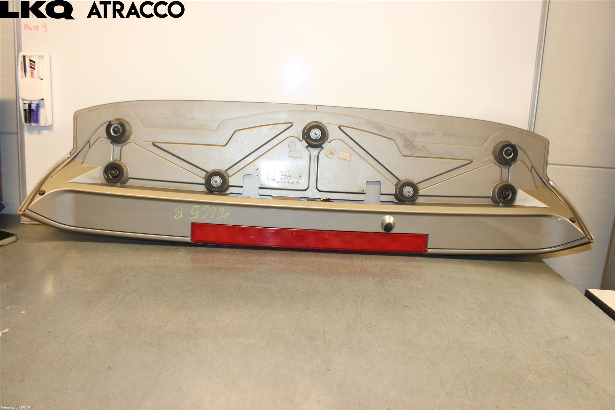 BMW X3 E83     03-10 Spoiler Bakluke