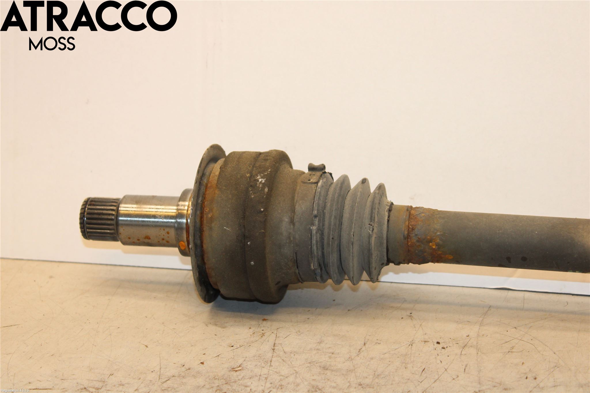 Mercedes-Benz MB C-KLASS (W204) 07-15 Drivaksel Bak Kompl Venstre