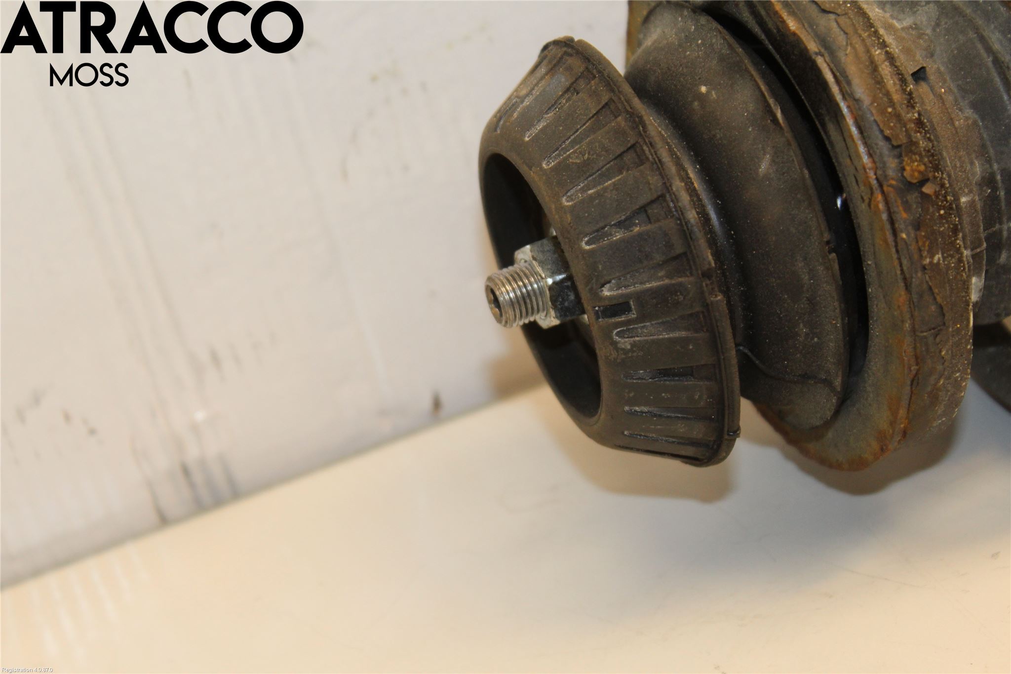 Toyota YARIS XP130 15-20 Fjærbein Foran Høyre