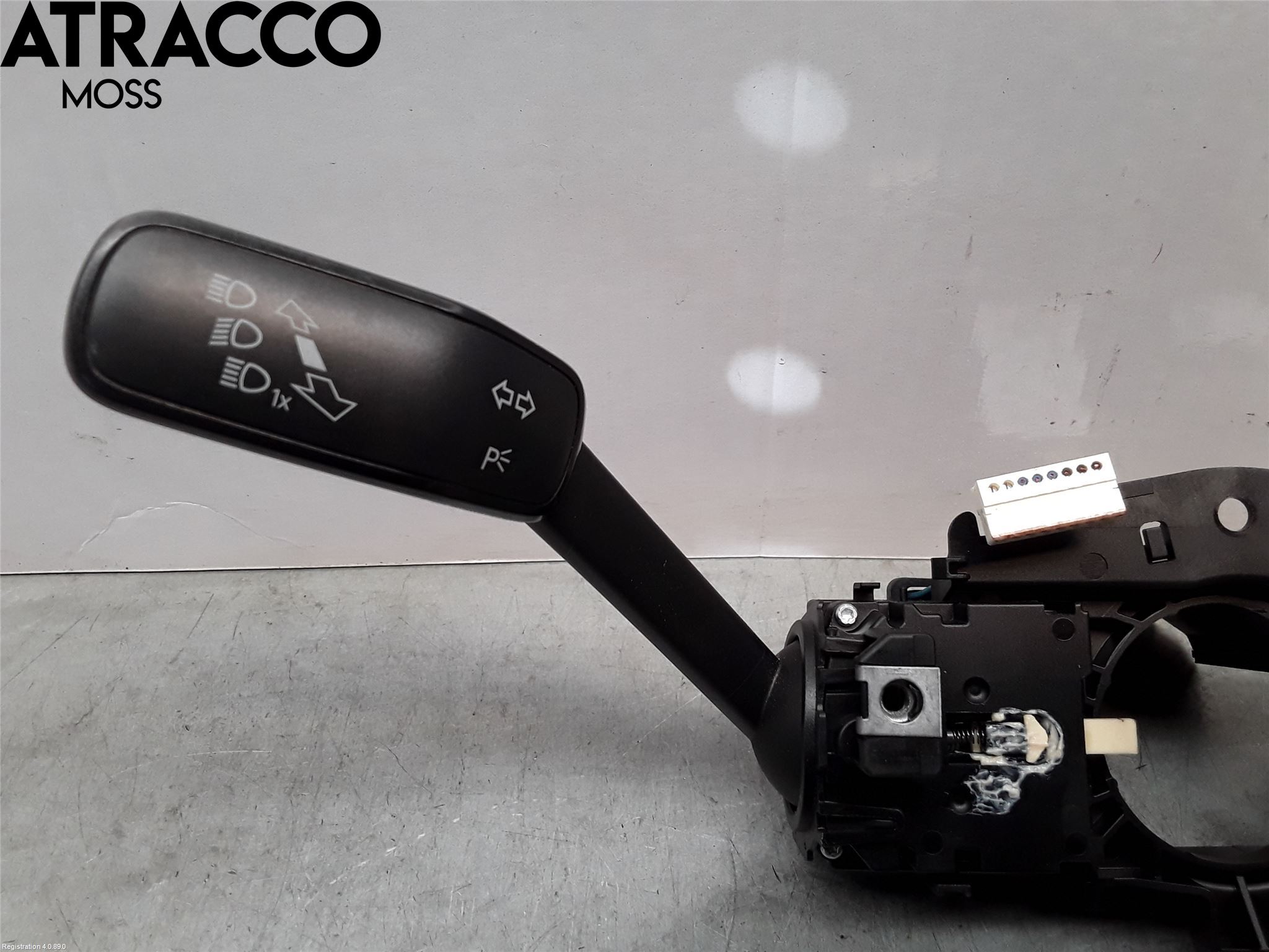 Volkswagen VW GOLF PLUS/CROSS GOLF 04-14 Bryter Ratt Kombi H Og V