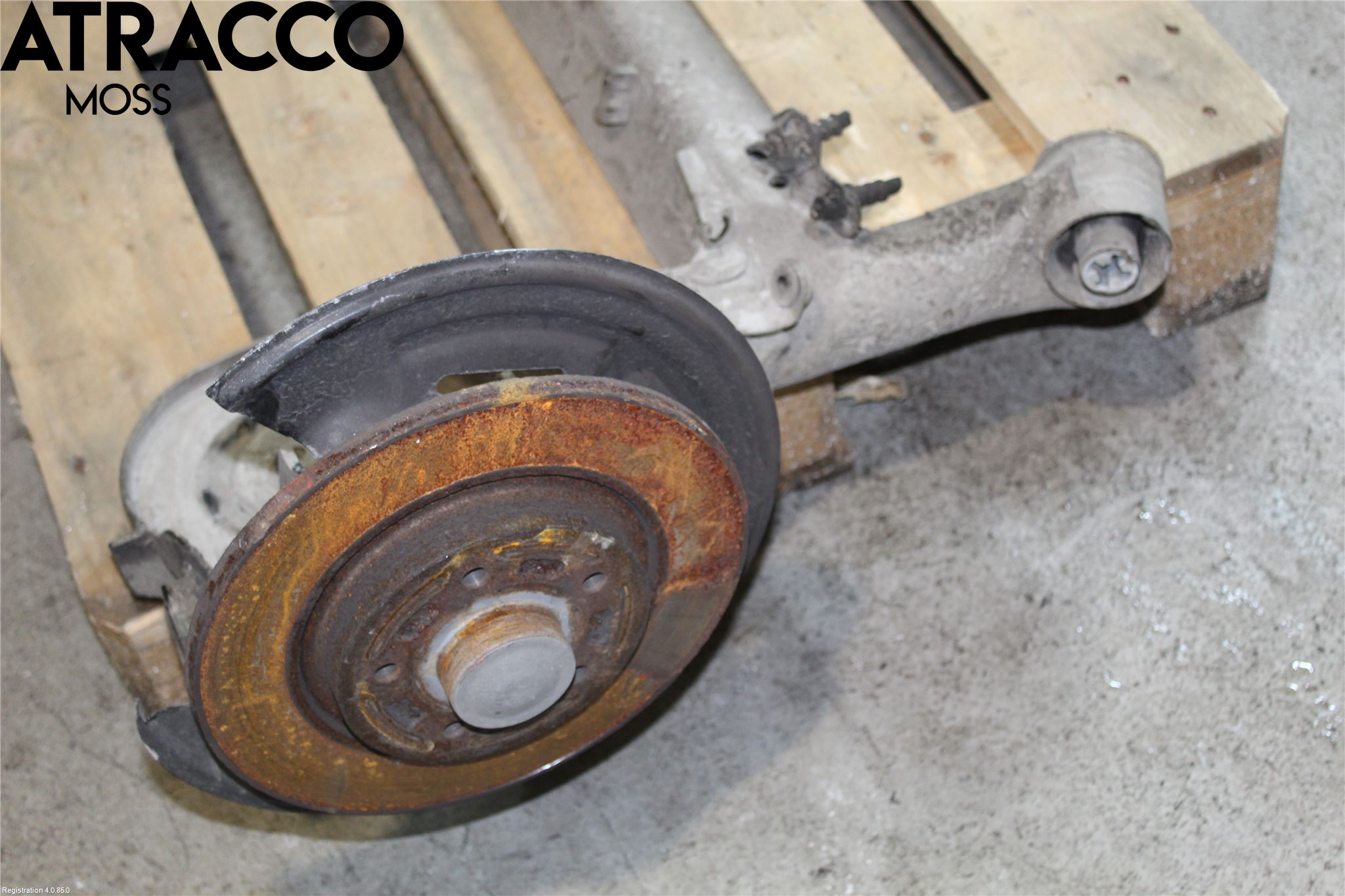 Nissan NV250 20-22 Bakaksel Feste Travers-Ramme