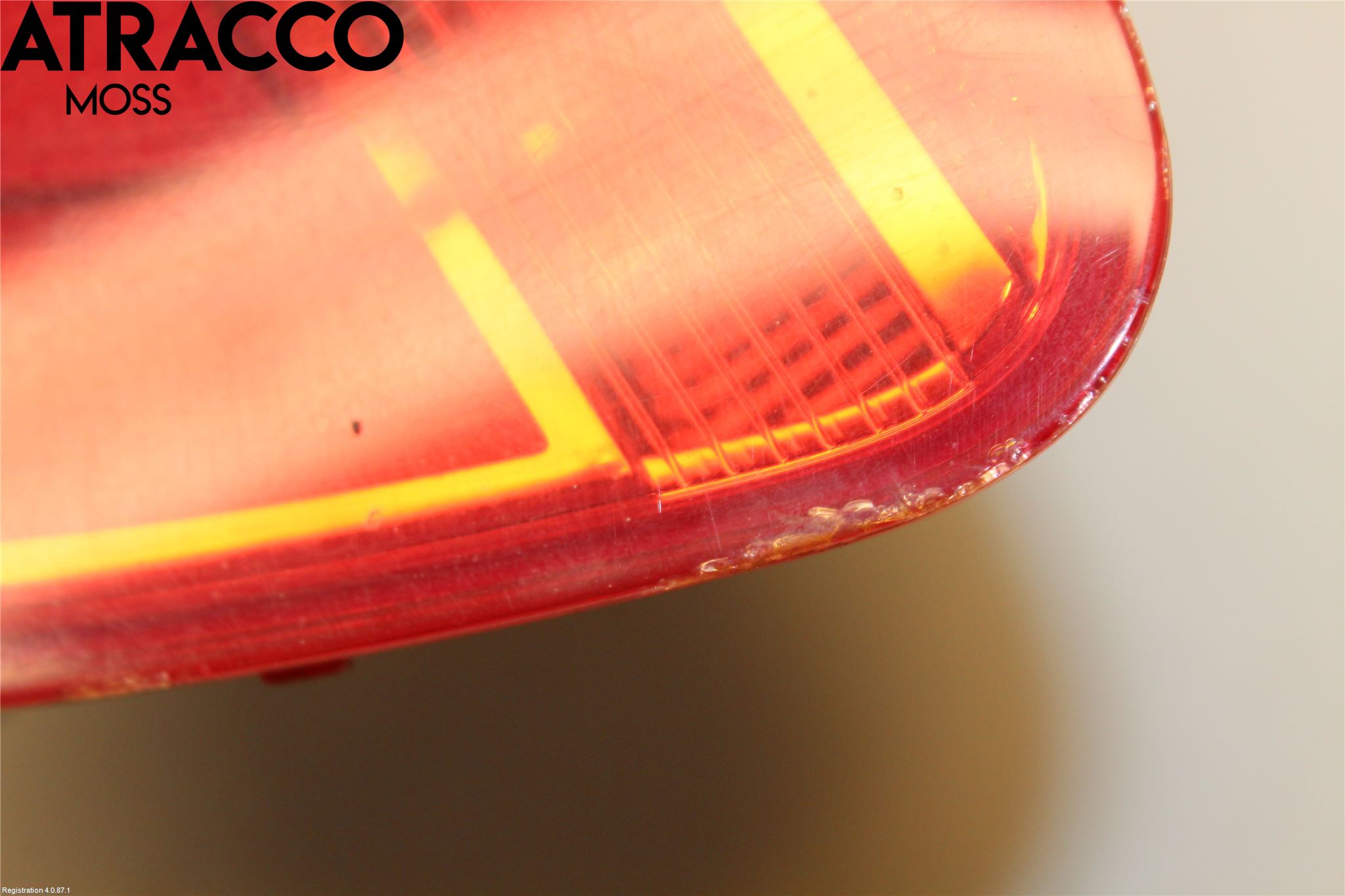 Volkswagen VW TOURAN 10-15 Baklykt Høyre  På Luke(Indre)