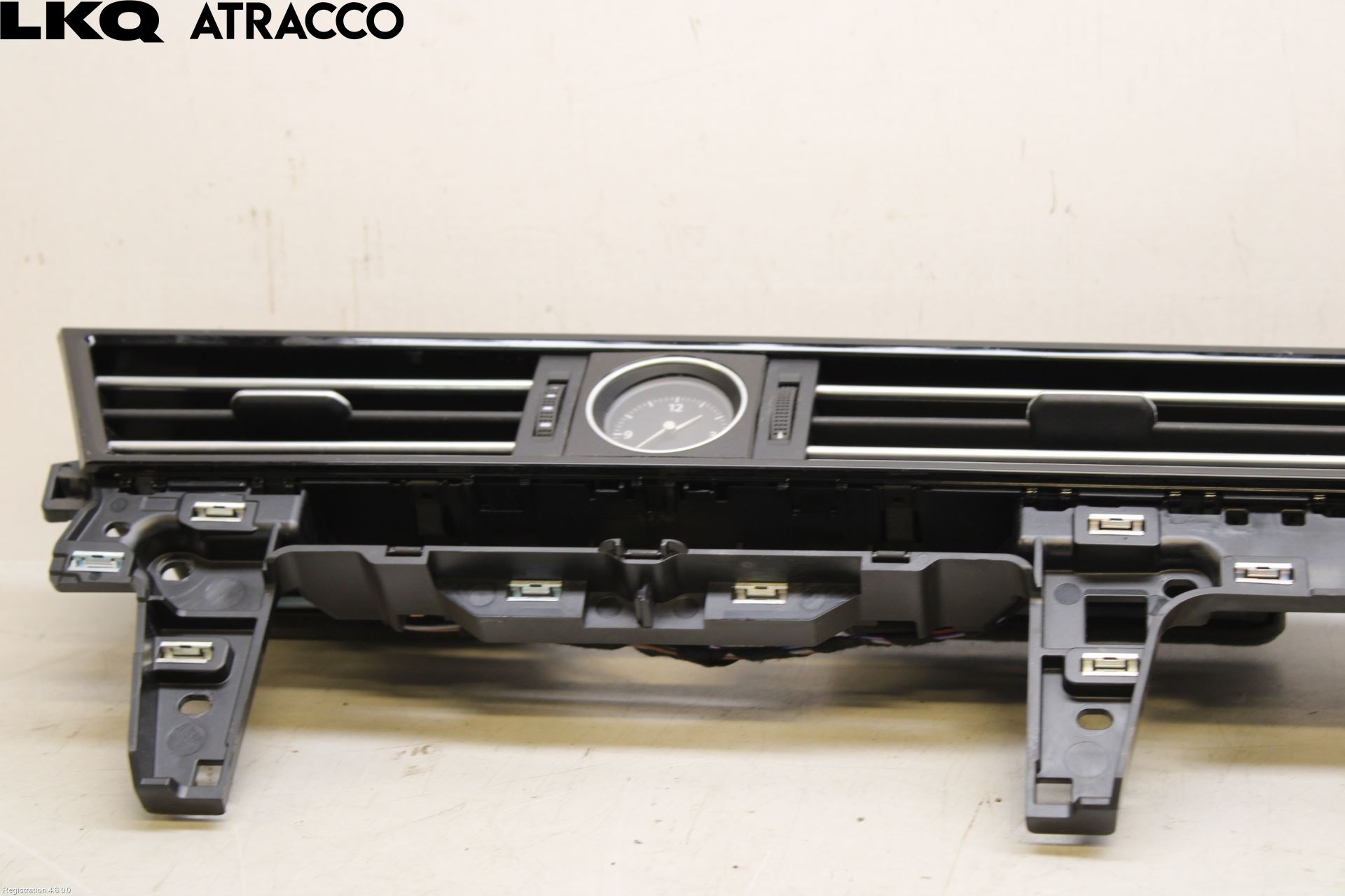 Volkswagen VW PASSAT 15-19 Dashbord Kanal - Dyse