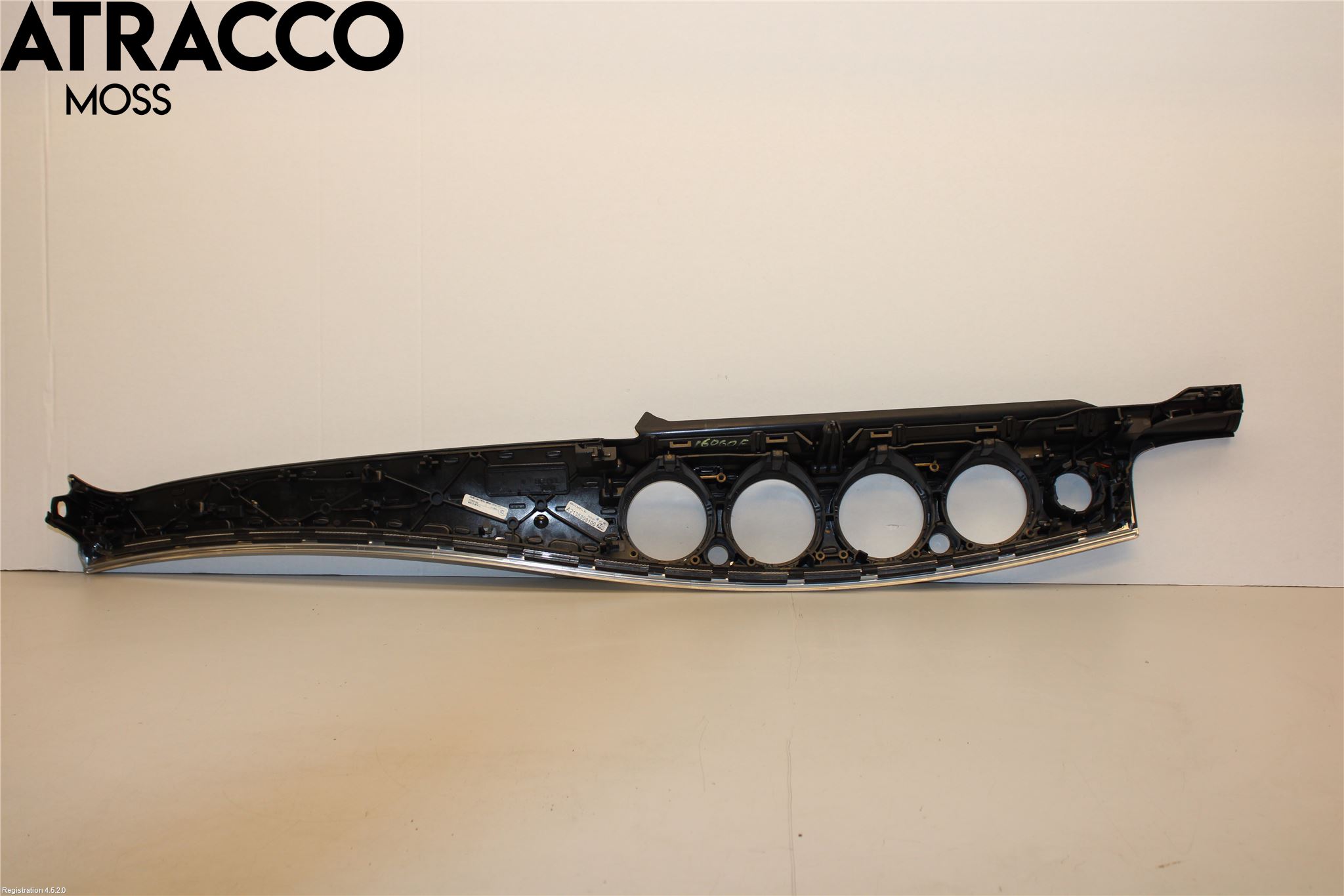 Mercedes-Benz MB E-KLASS (W213) 16-23 Innr Dekor Instrbord