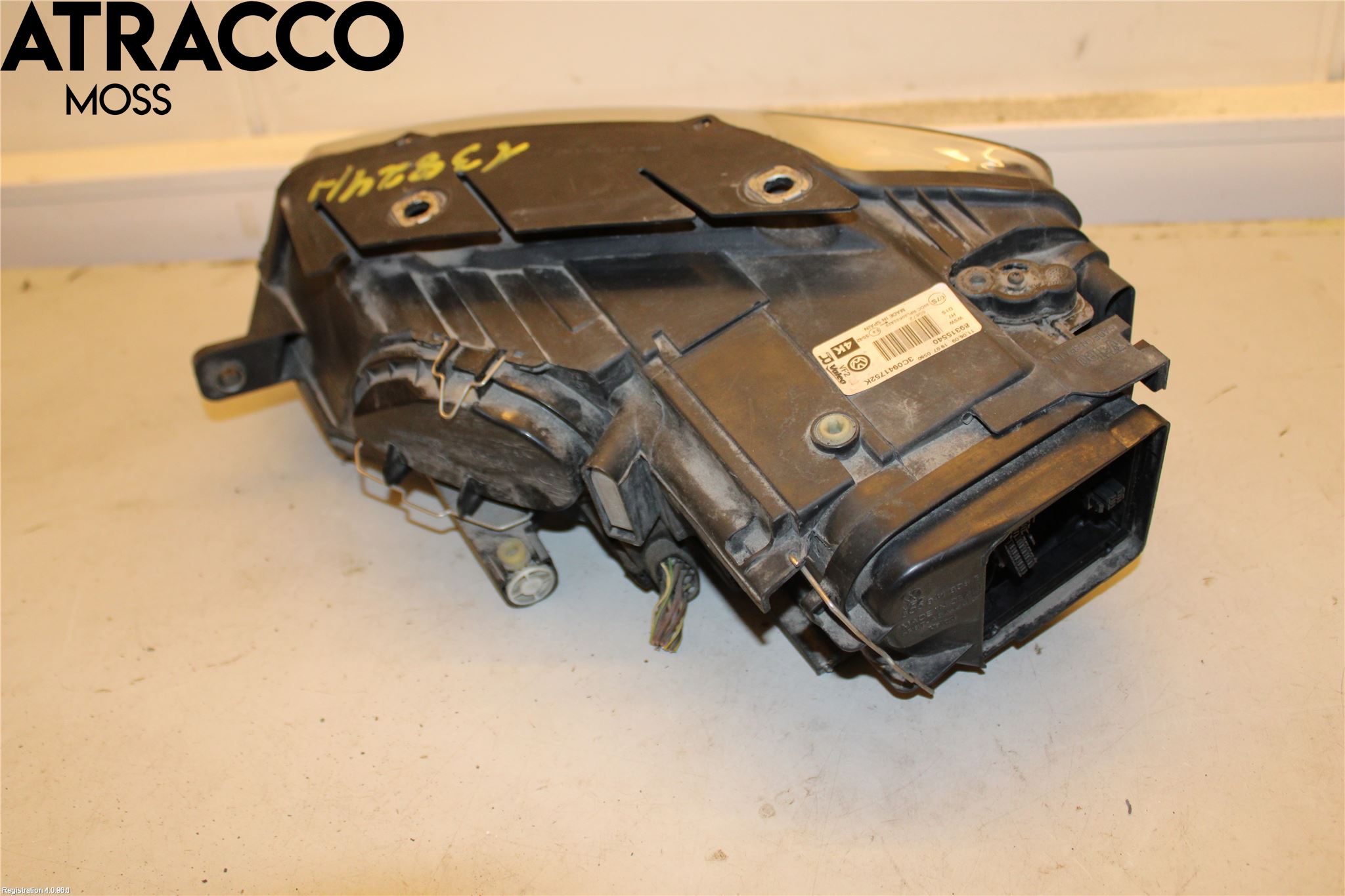 Volkswagen VW PASSAT 05-11 Frontlykt Høyre