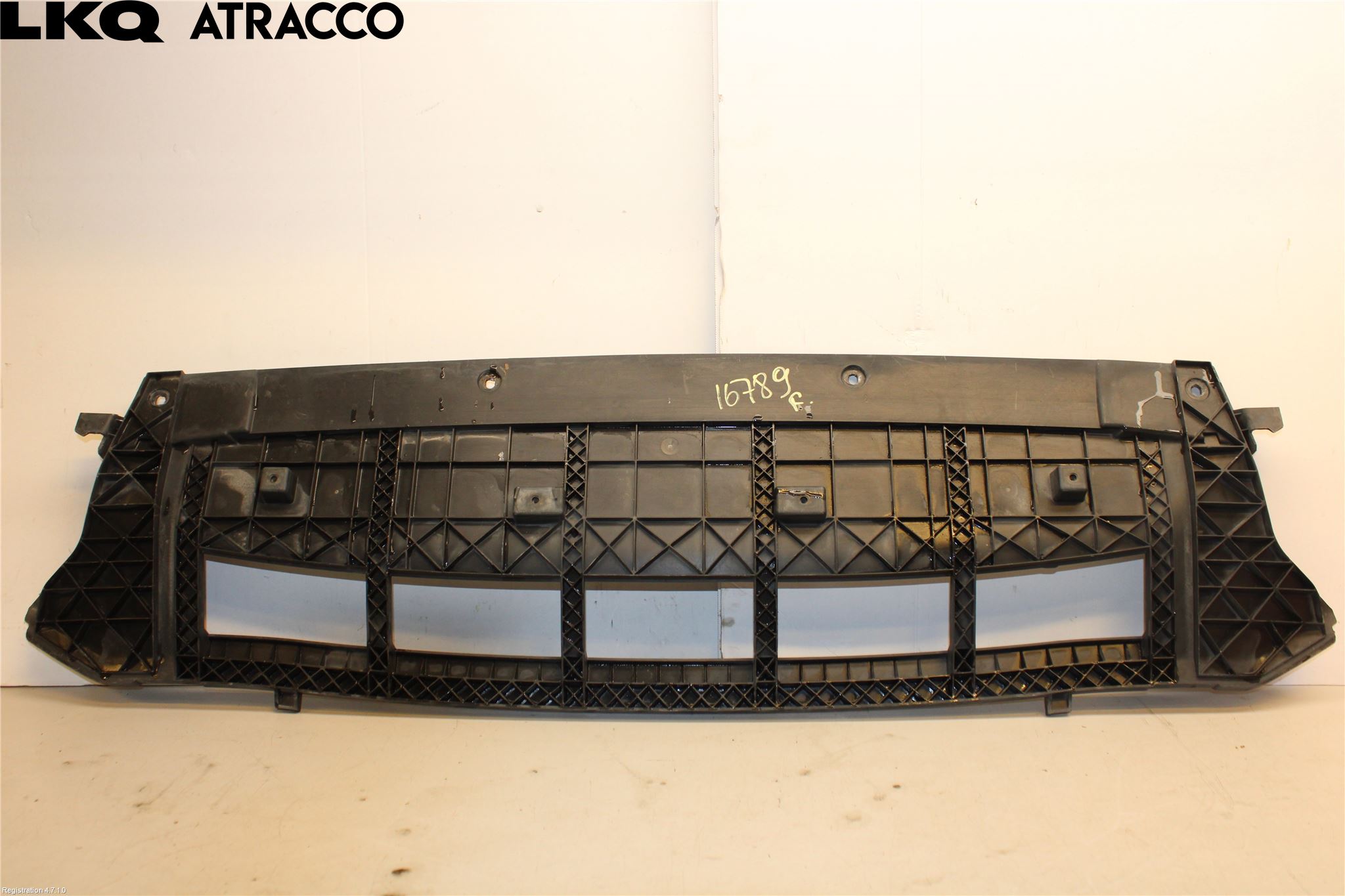 Audi Q5 09-16 Støtfanger Foran Midt Del