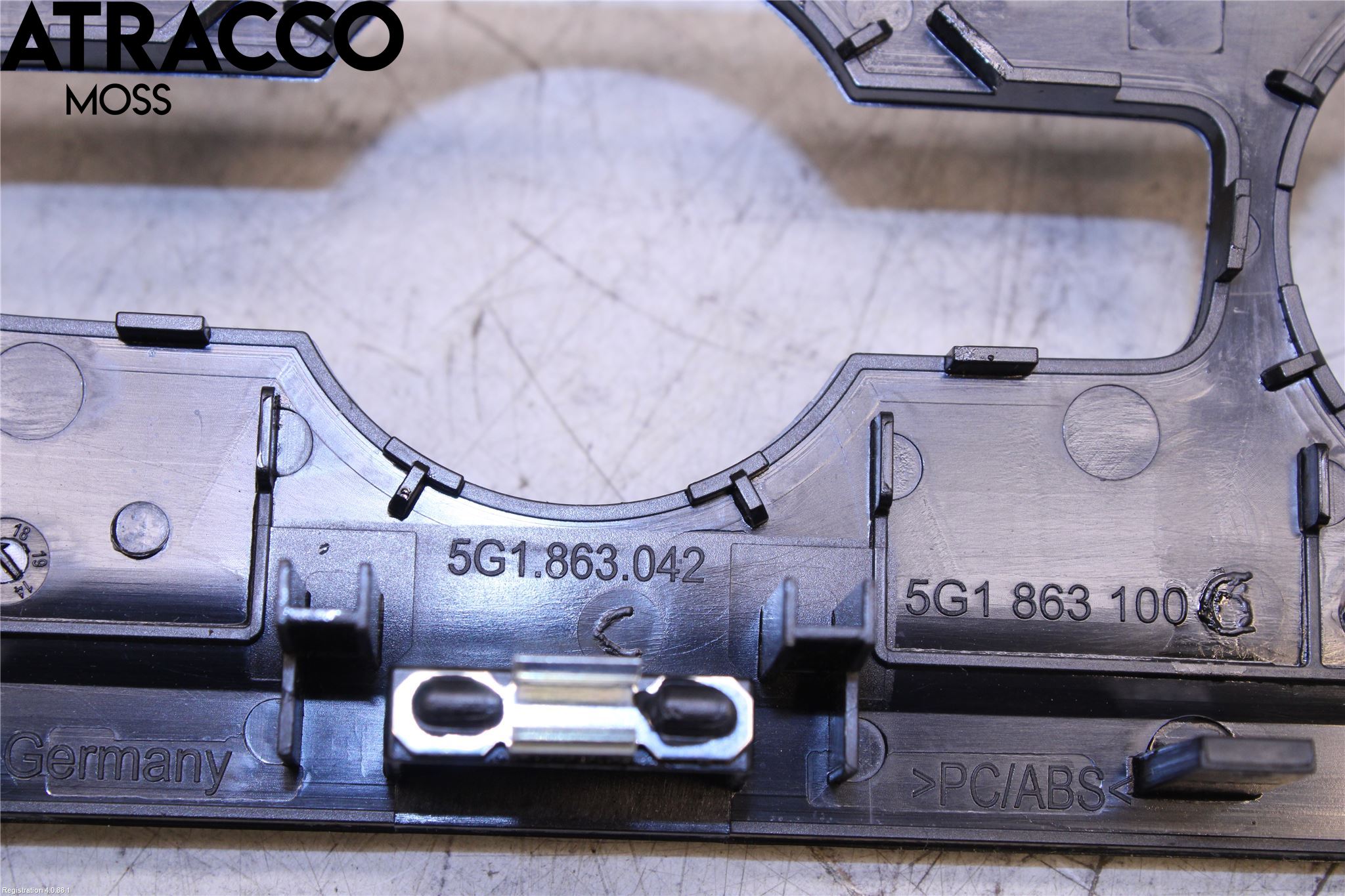 Volkswagen VW GOLF / E-GOLF VII 13-20 Innr Radio Ramme