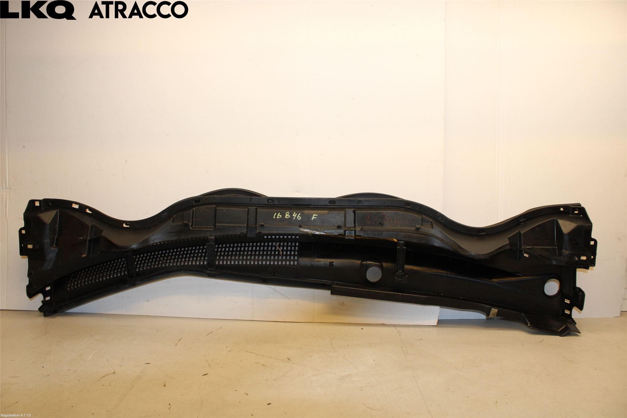 Toyota AURIS 13-19 Visker Deksel-Grill-Under Frr