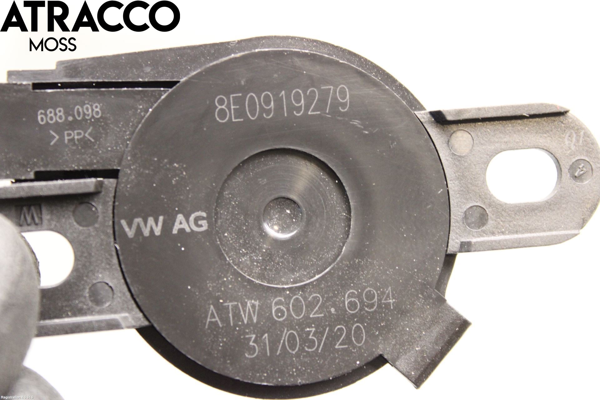 Porsche TAYCAN 20- Innr Høyttaler