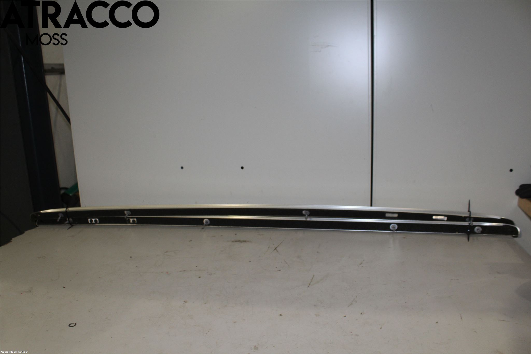 Audi Q4 E-TRON FZ 22- Takrails - Stativ