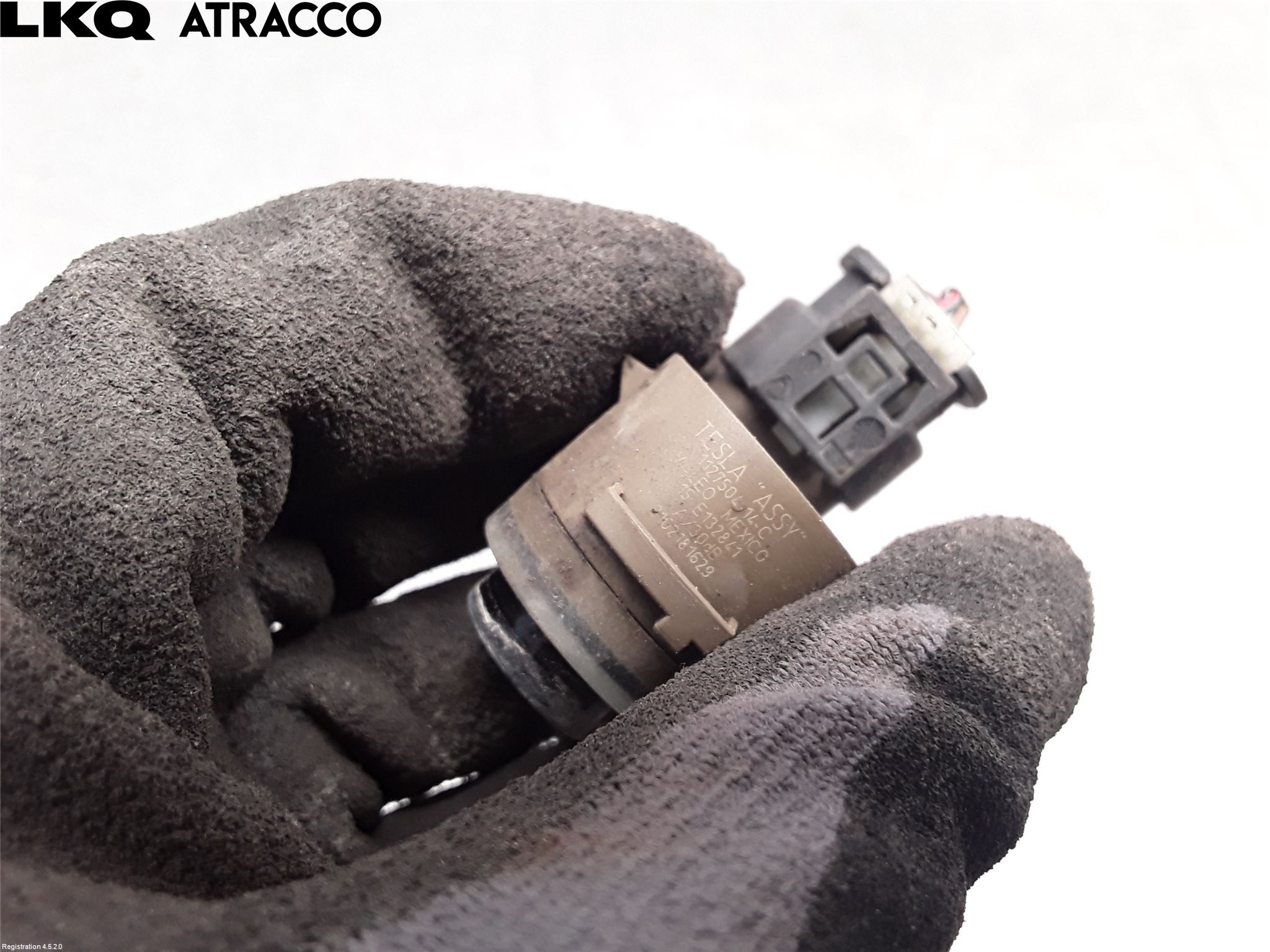 Tesla MODEL S 13- Sensor Parkering Front