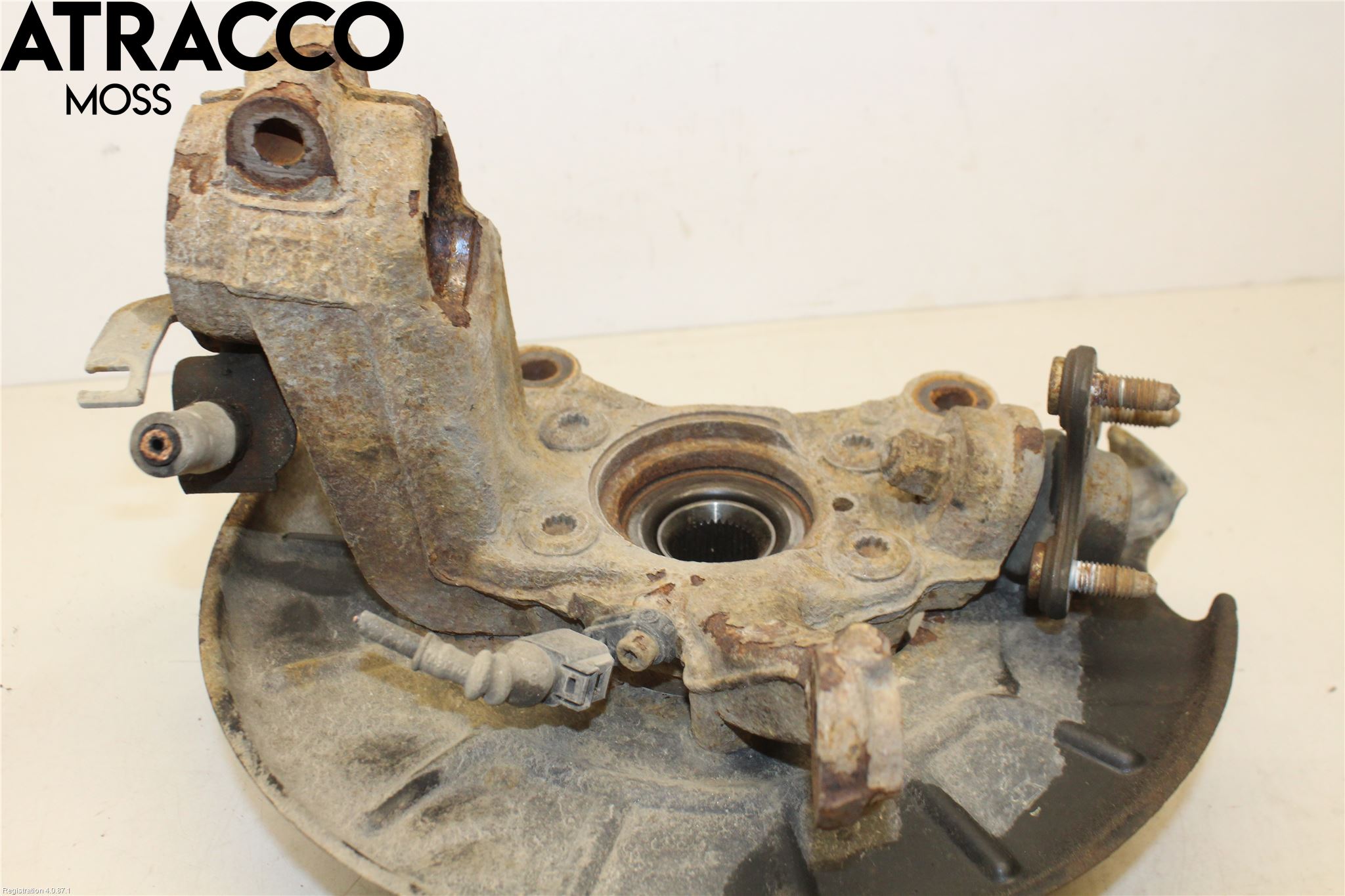 Volkswagen VW CADDY 16-20 Spindel Vf