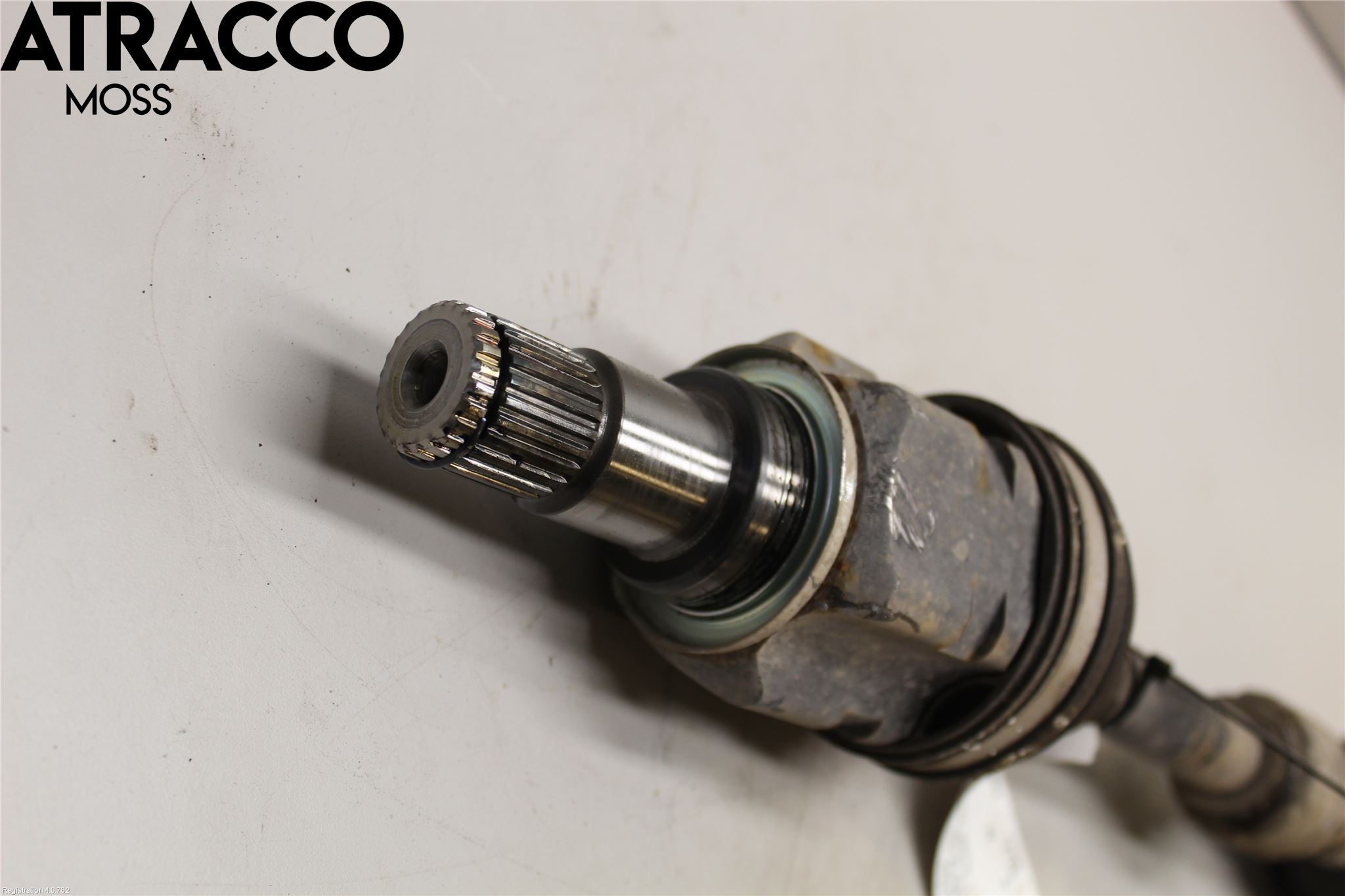 Toyota PRIUS (ZVW50) 16-21 Drivaksel Foran Kompl Venstre