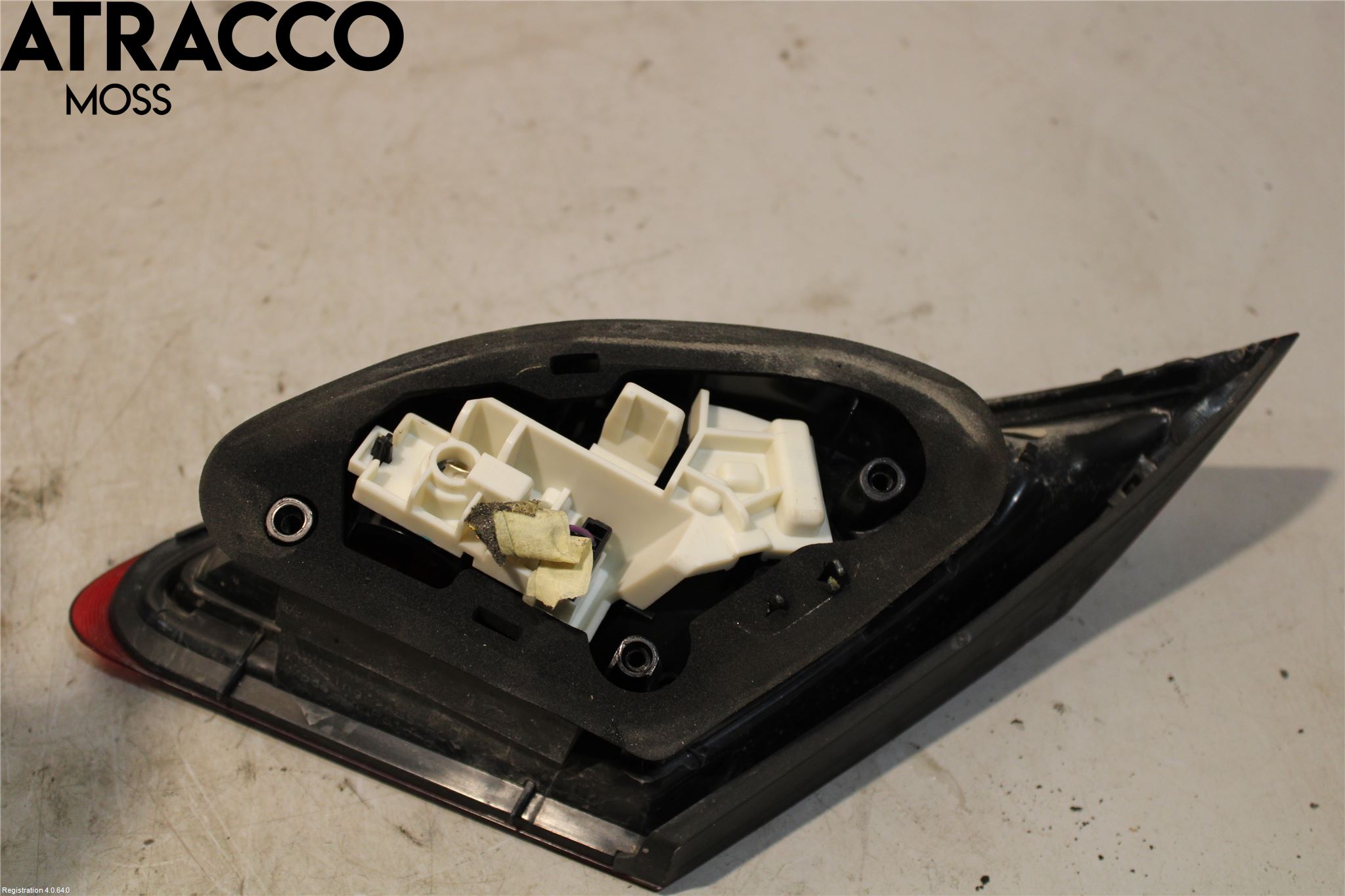 Opel ASTRA J 10-15 Baklykt Venstre  På Luke(Indre