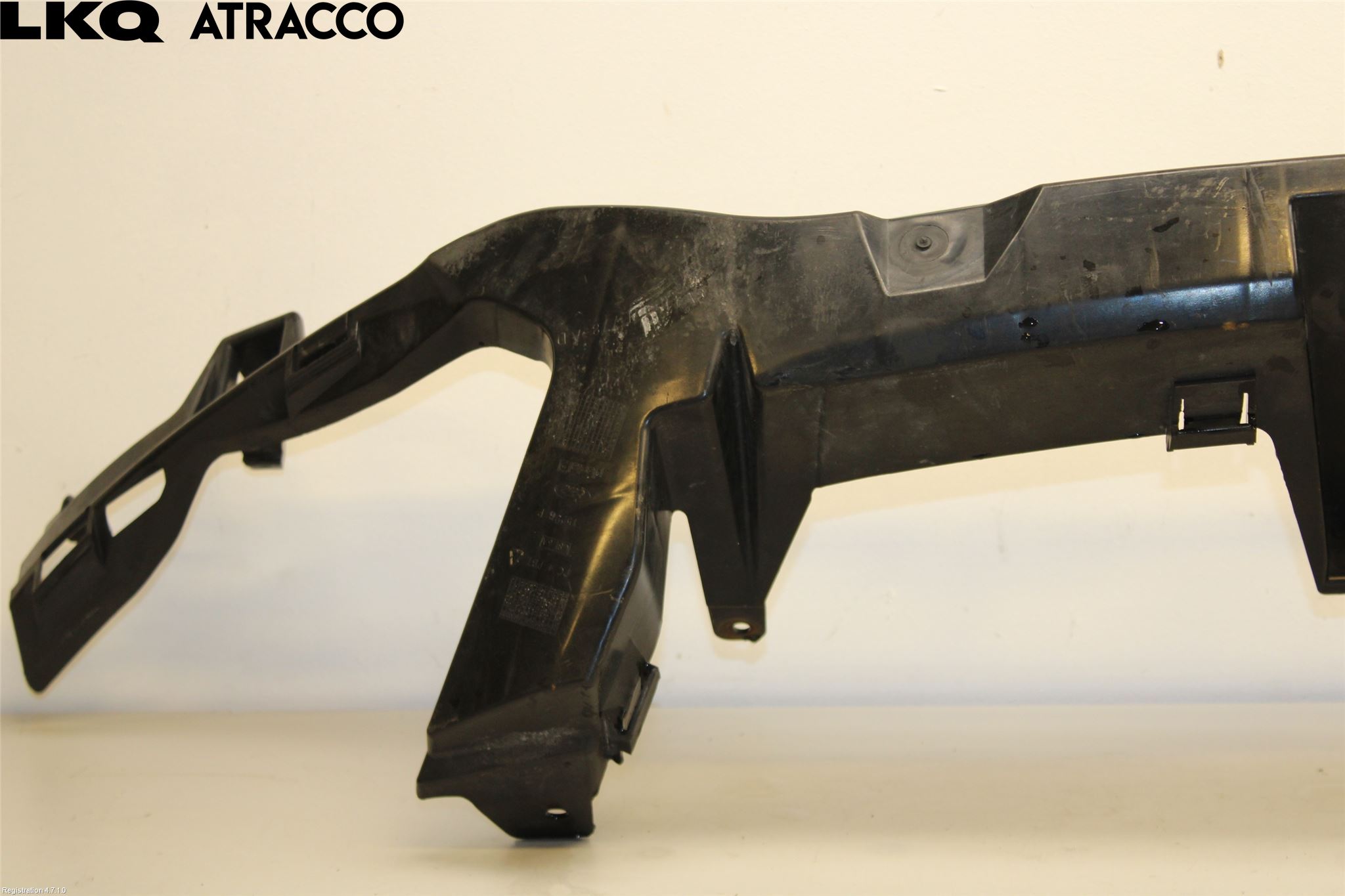 Ford KUGA 08-12 Støtfanger Foran Plastdeksel