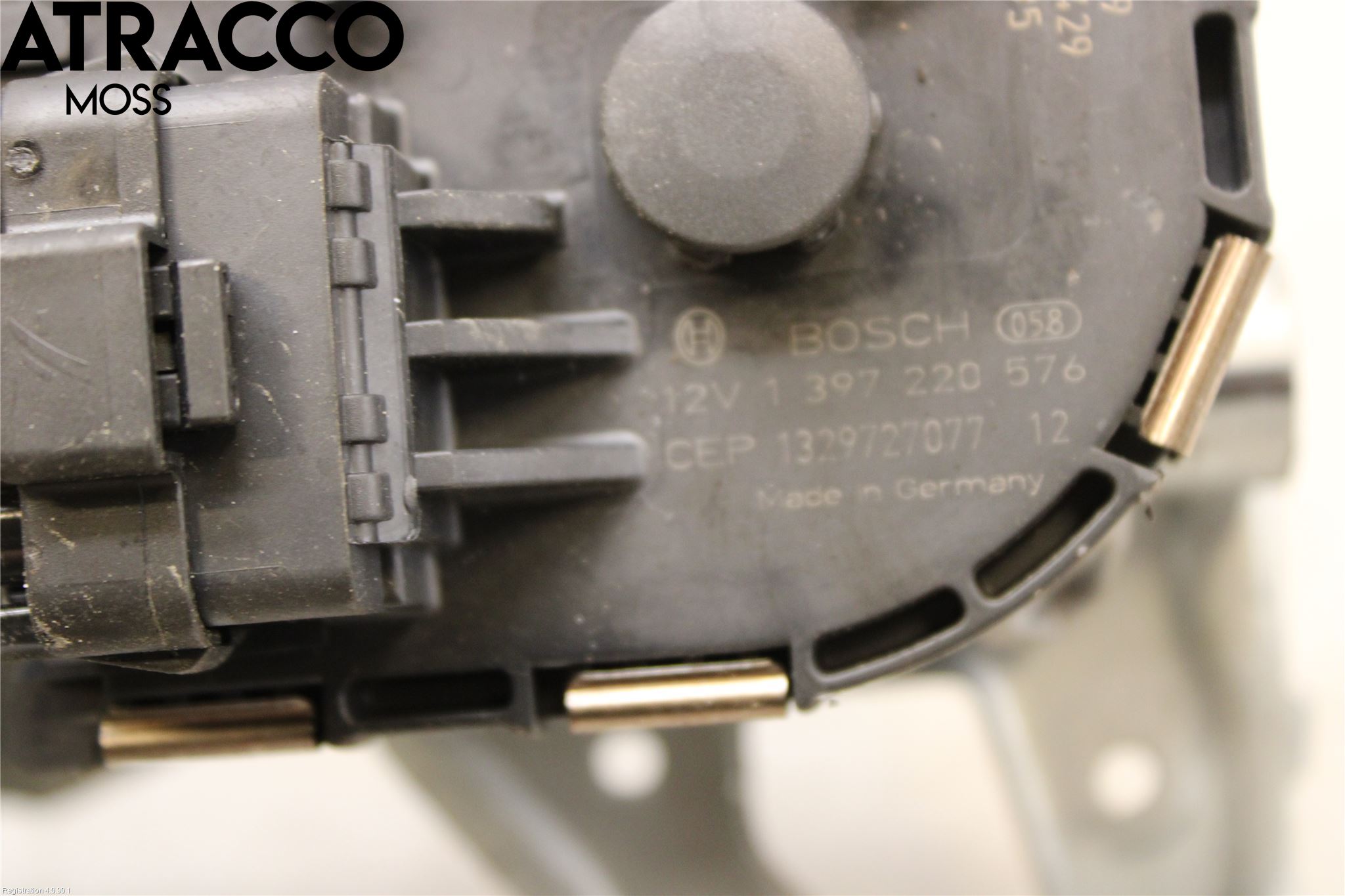 Peugeot 5008 10-16 Viskermotor Frontrute