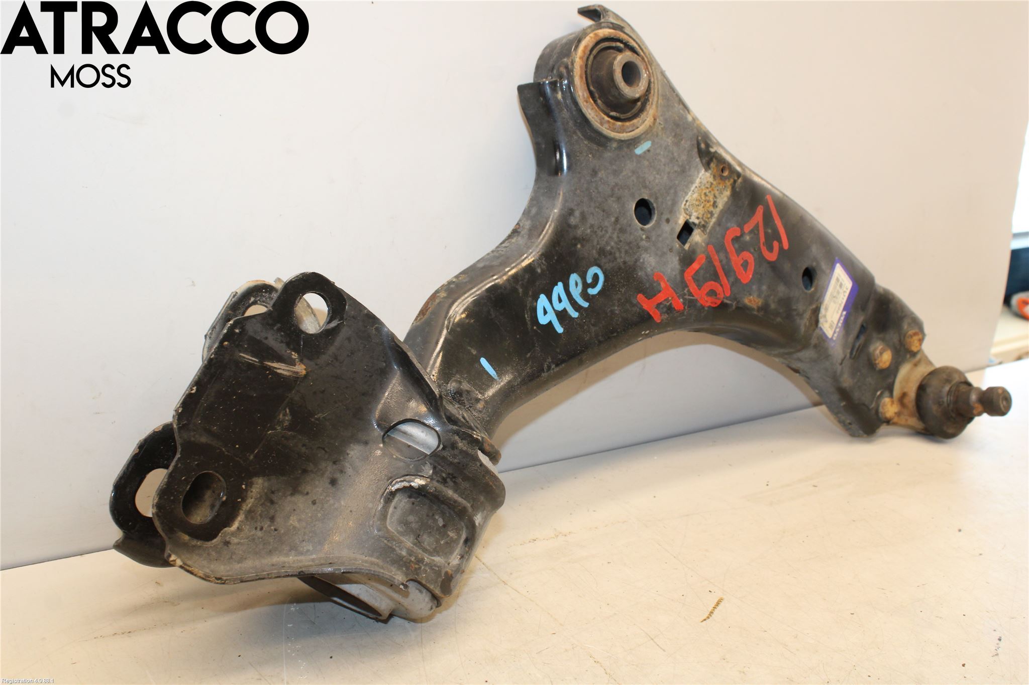 Volvo XC60 09-13 Bærearm Foran Høyre Nedre