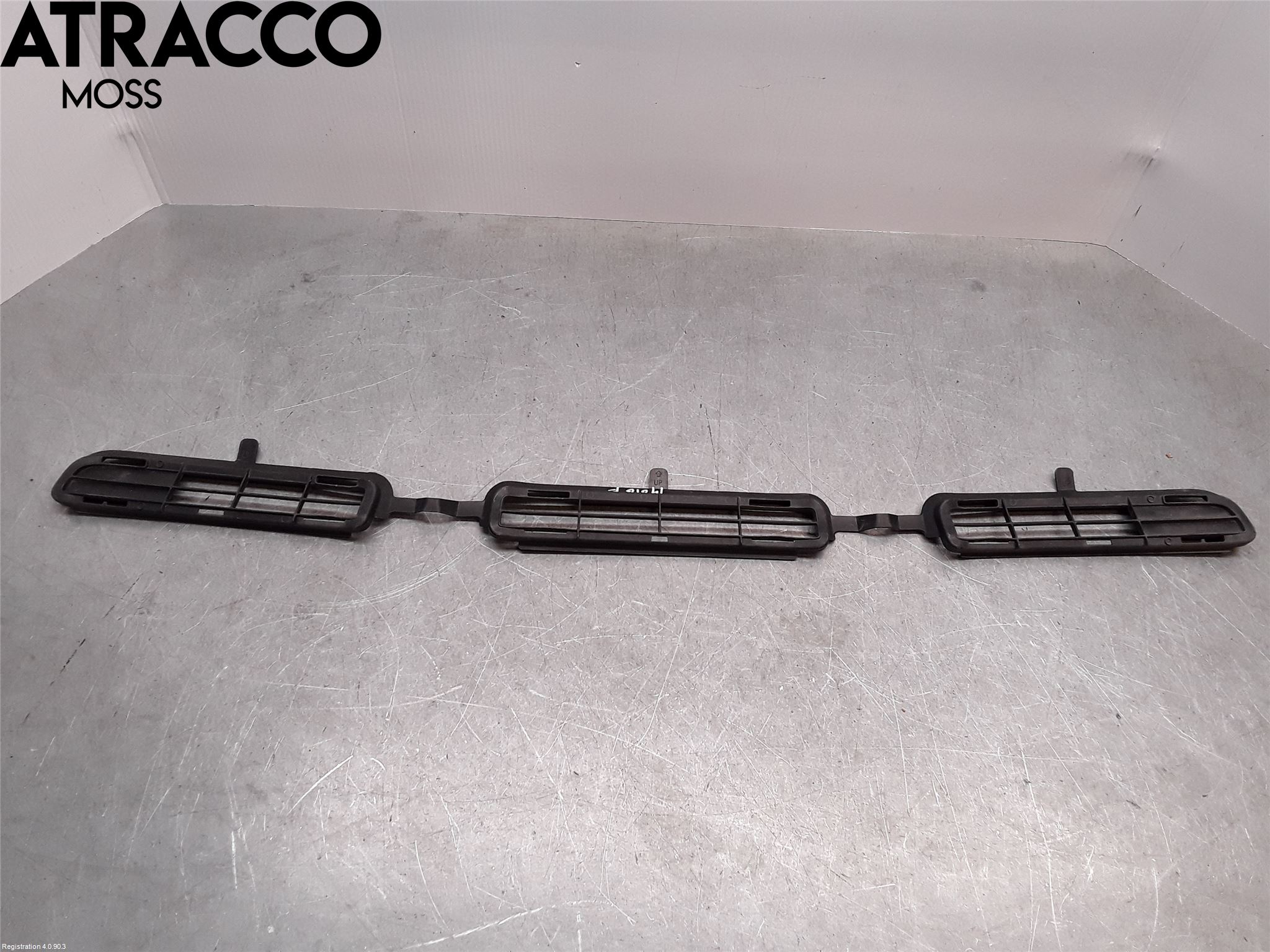 Toyota RAV 4 06-12 Grilldel Midt