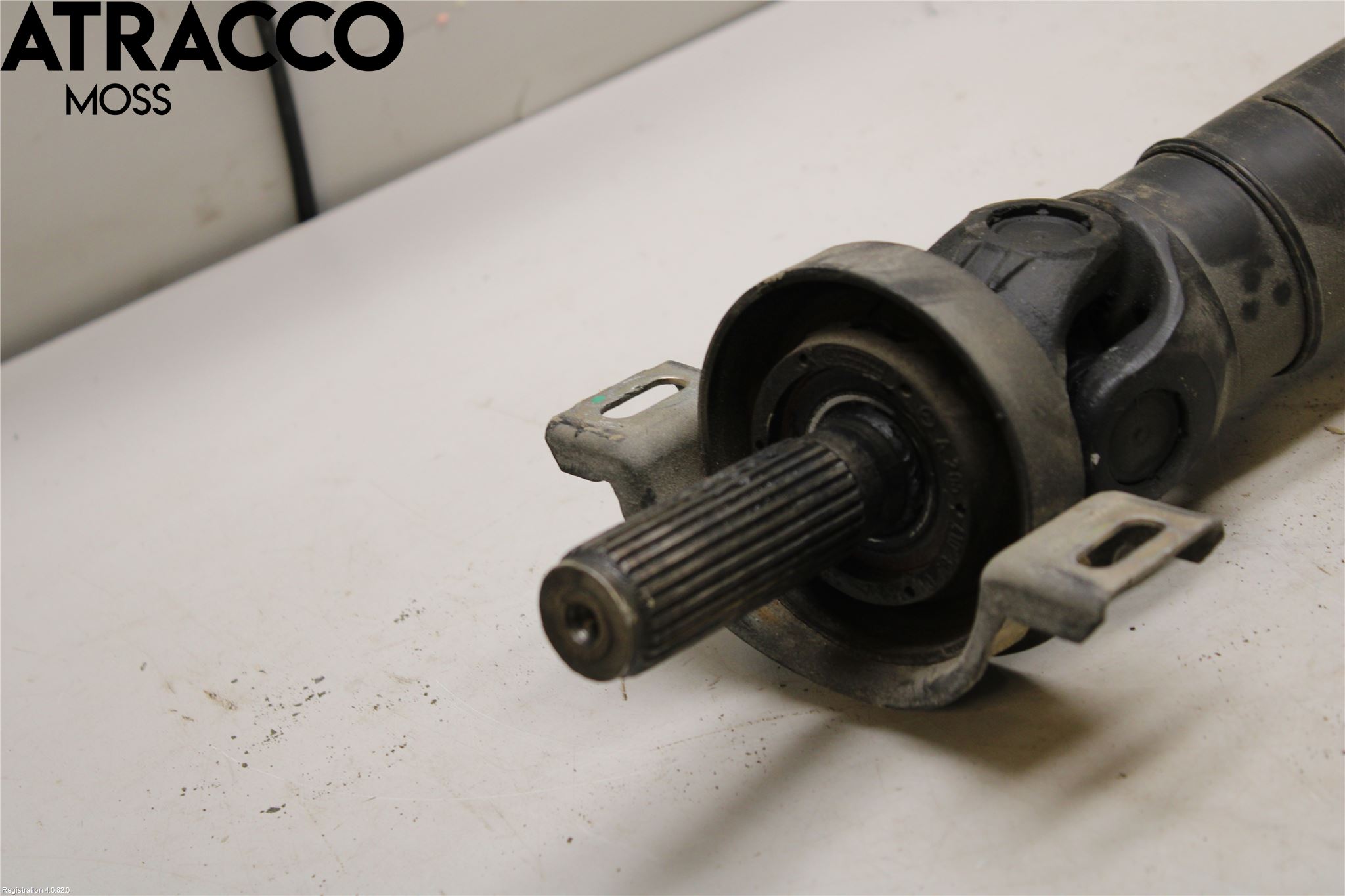 Mercedes-Benz MB C-KLASS (W205) 14-21 Mellomaksel Kompl