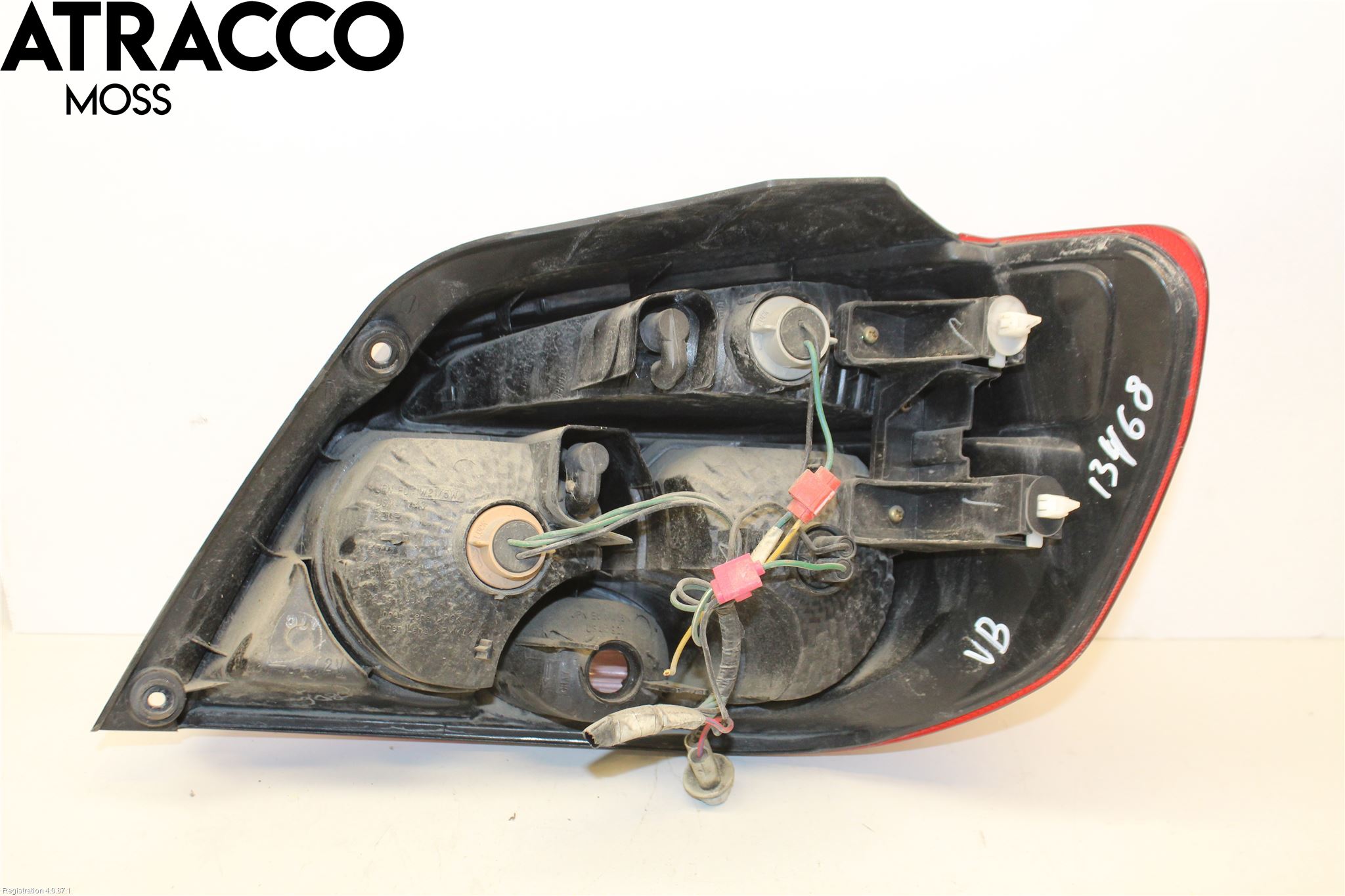 Mitsubishi OUTLANDER 01-07 Baklykt Venstre