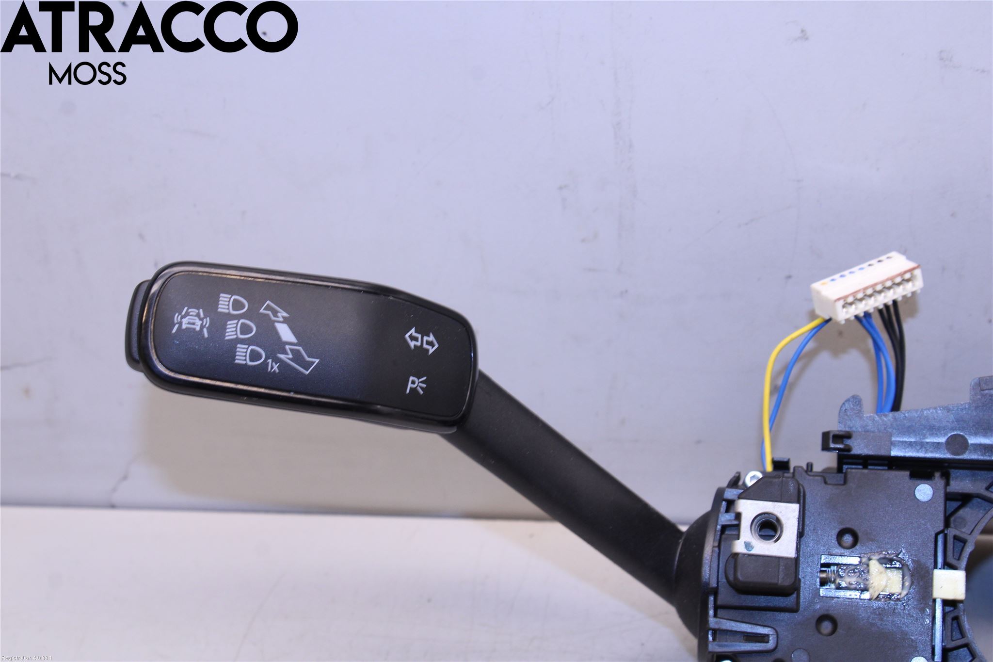 Volkswagen VW GOLF / E-GOLF VII 13-20 Bryter Ratt Kombi H Og V