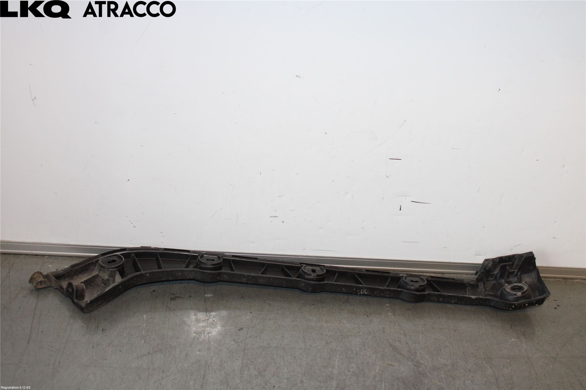 Skoda OCTAVIA (5E) 13-20 Støtfanger Bak Feste