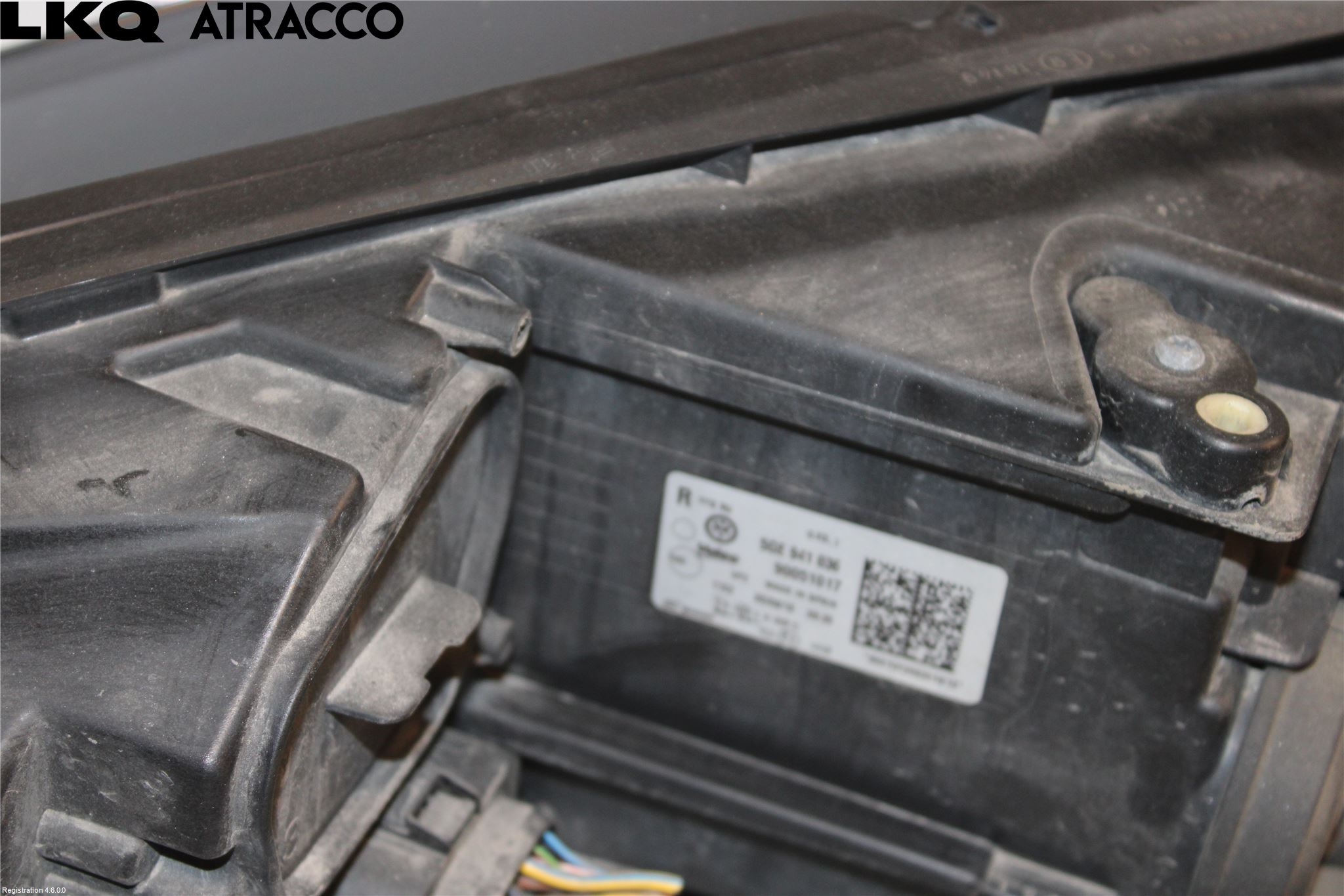 Volkswagen VW GOLF / E-GOLF VII 13-20 Frontlykt Høyre