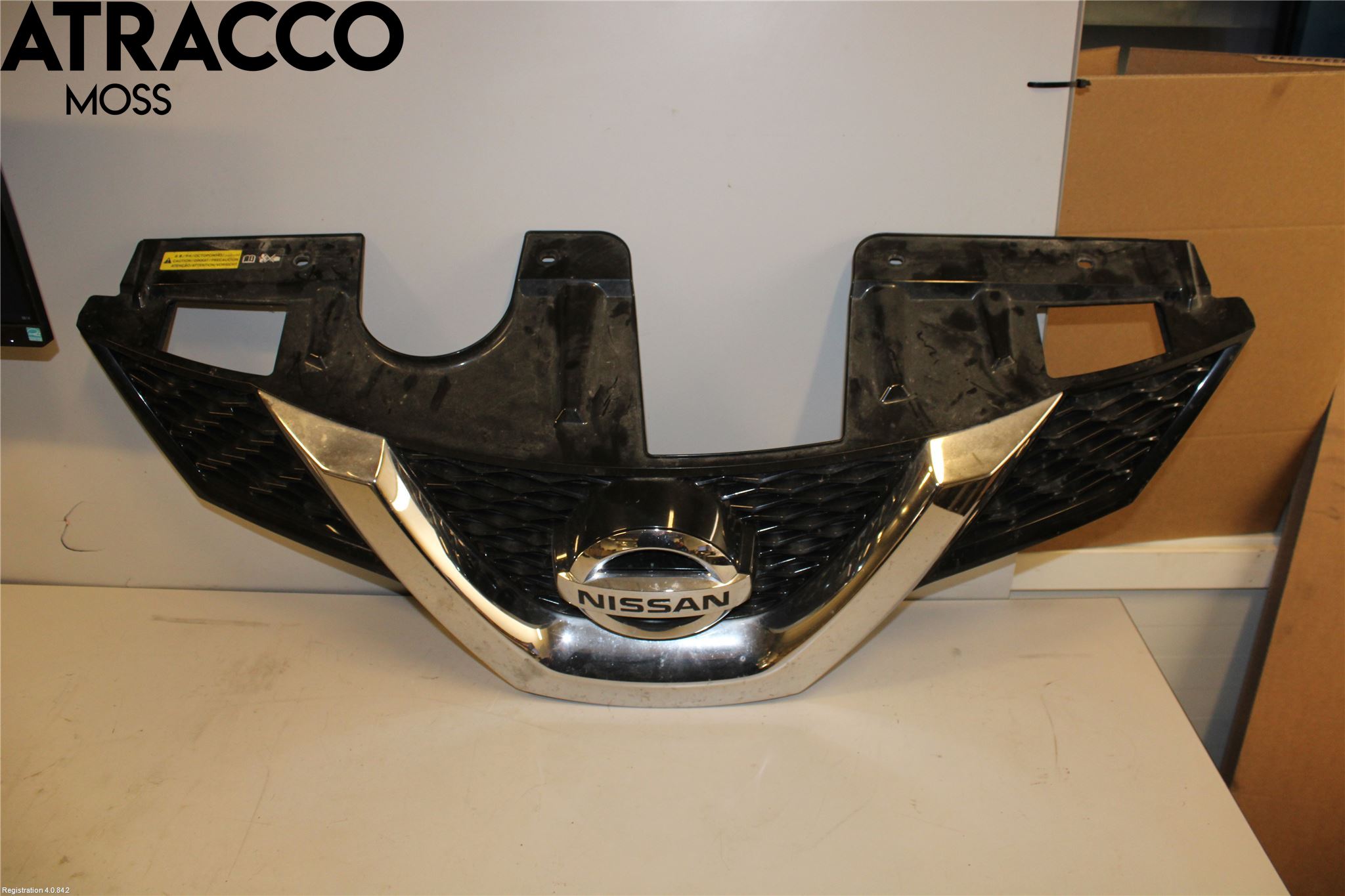 Nissan X-TRAIL 14-21 Grill Komplett