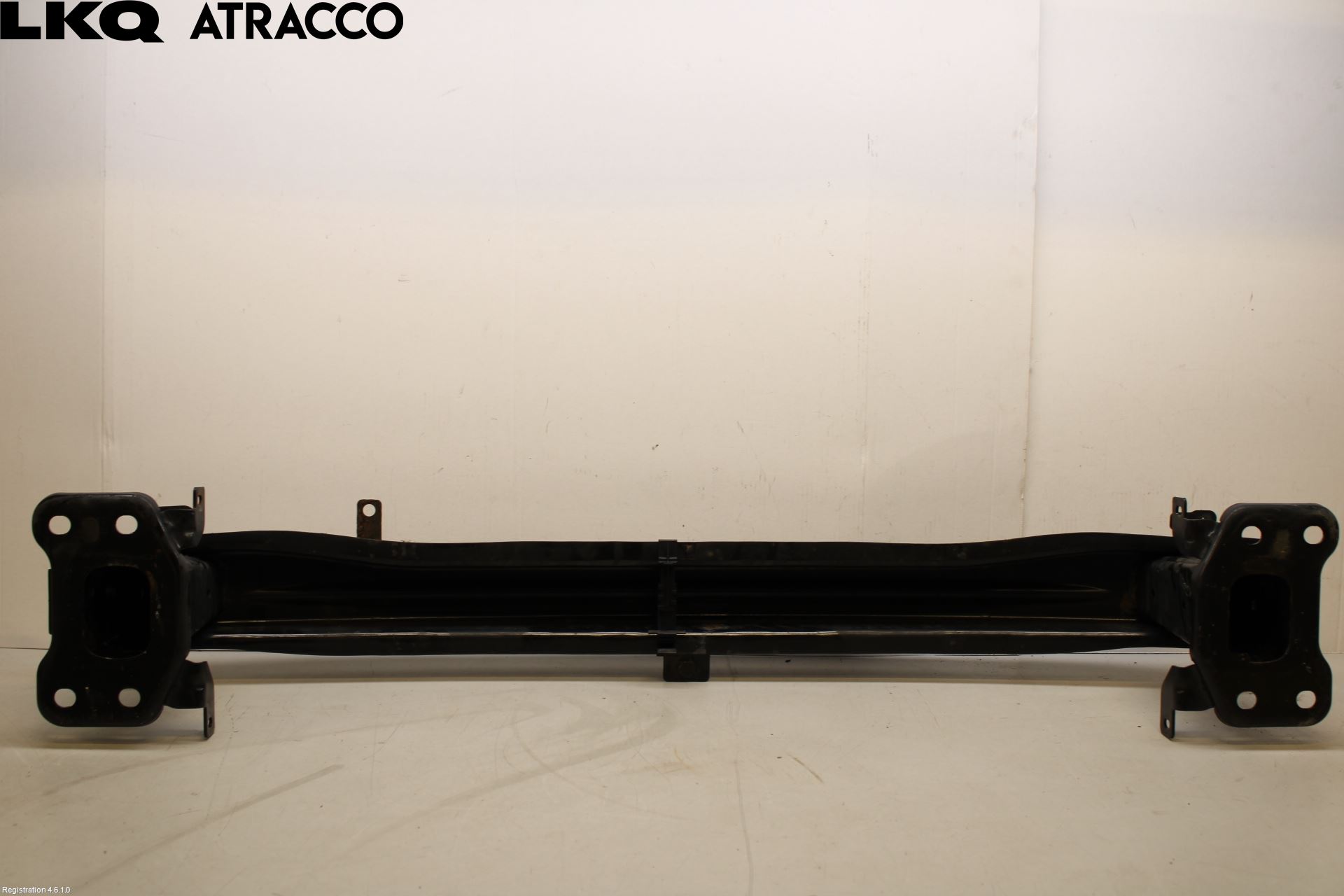 Skoda SUPERB 09-15 Støtfanger Foran Bjelke