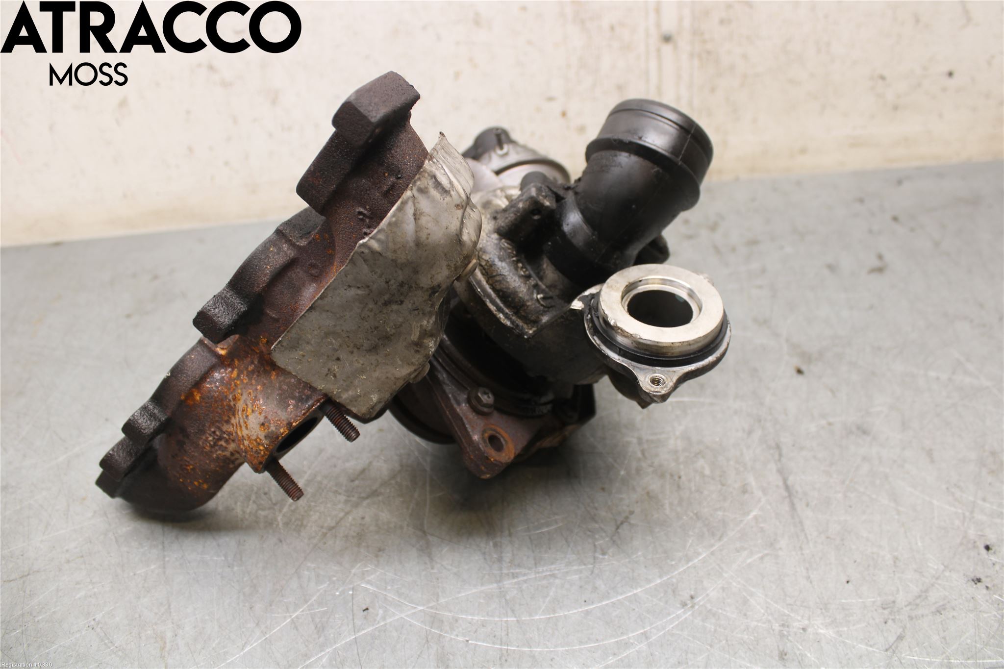 Volkswagen VW CADDY 11-15 Turboaggregat