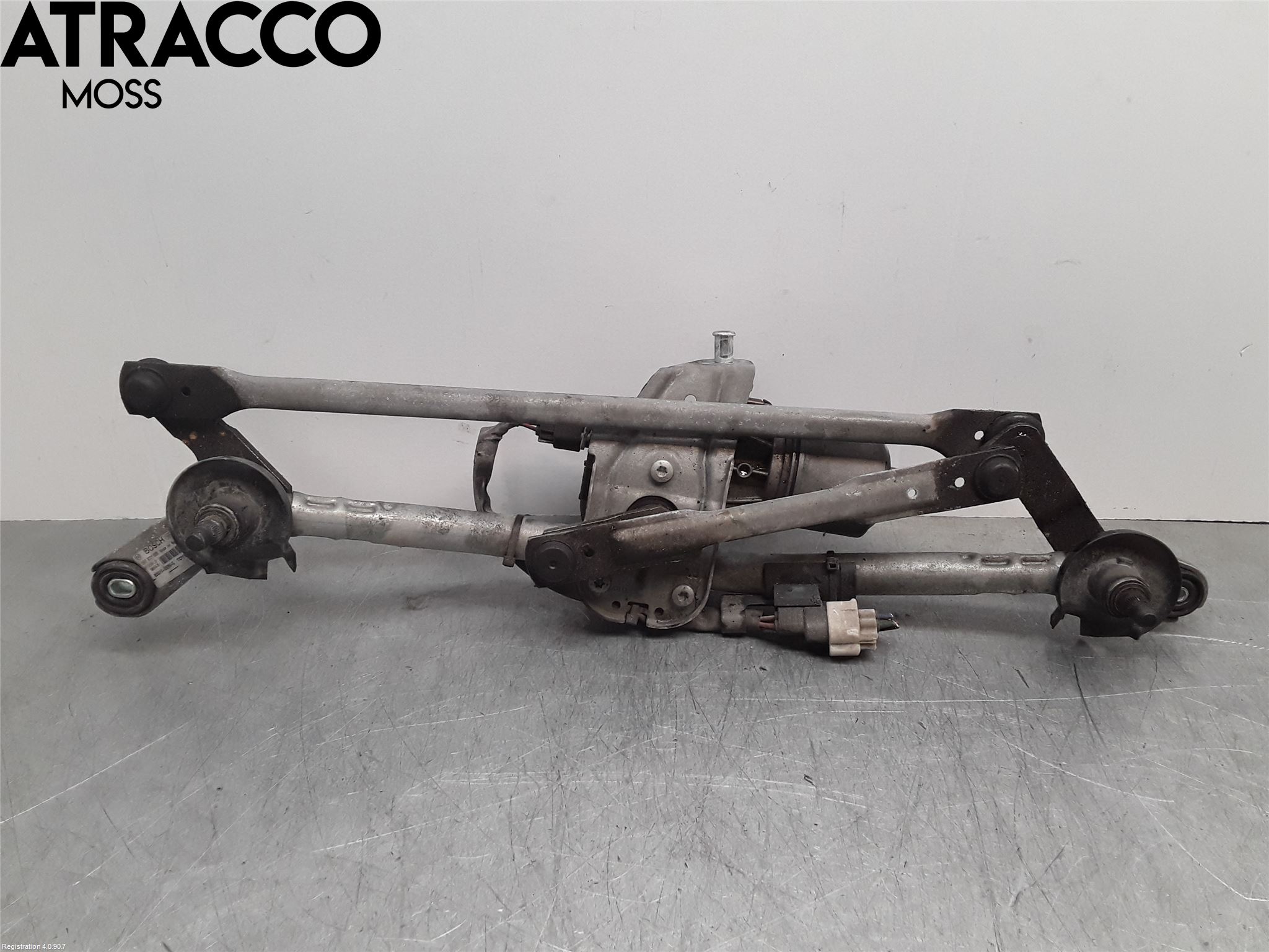 Toyota AVENSIS 09-15 Viskermotor Frontrute