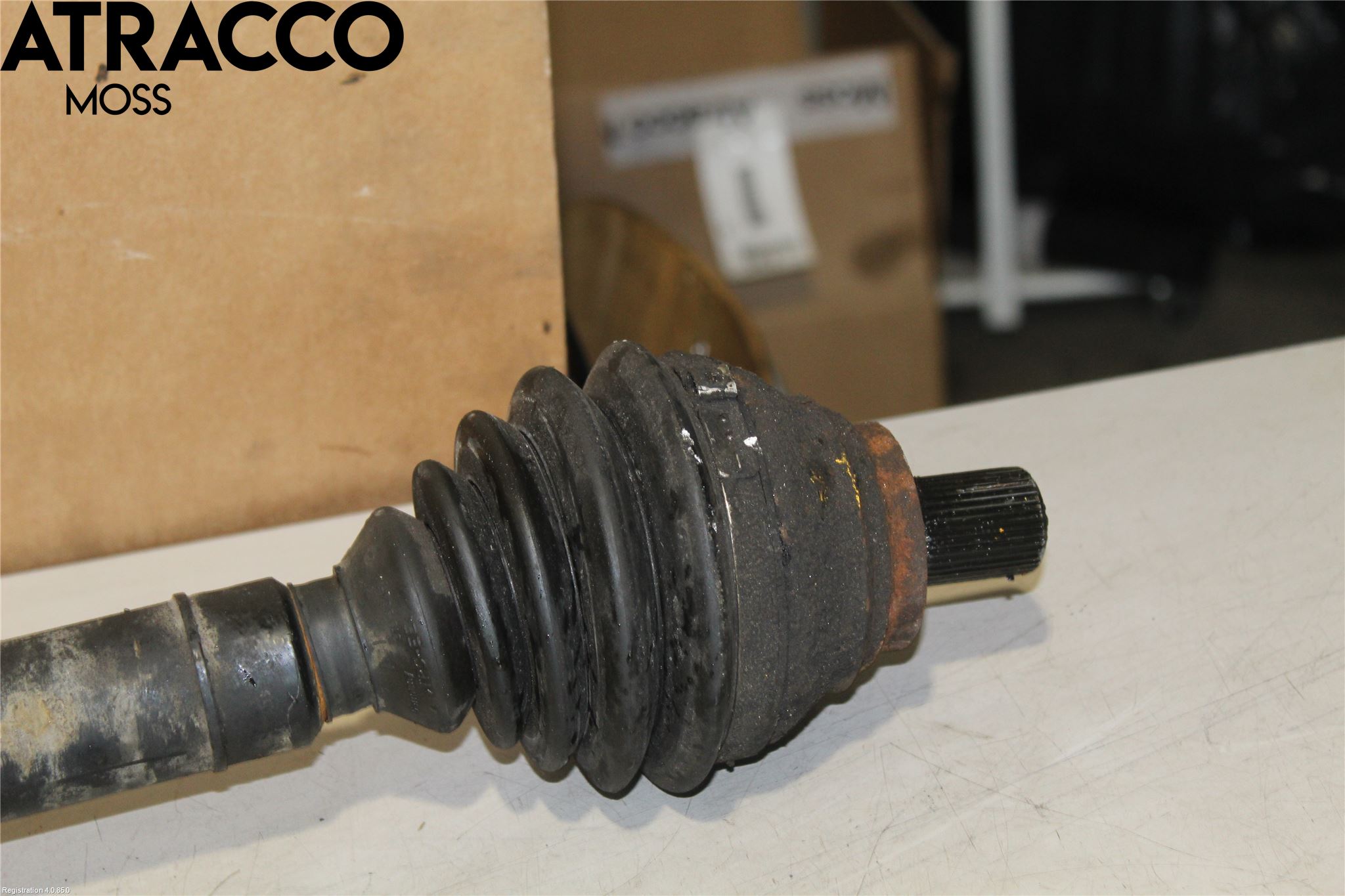 Audi A3/S3 05-13 Drivaksel Foran Kompl Høyre