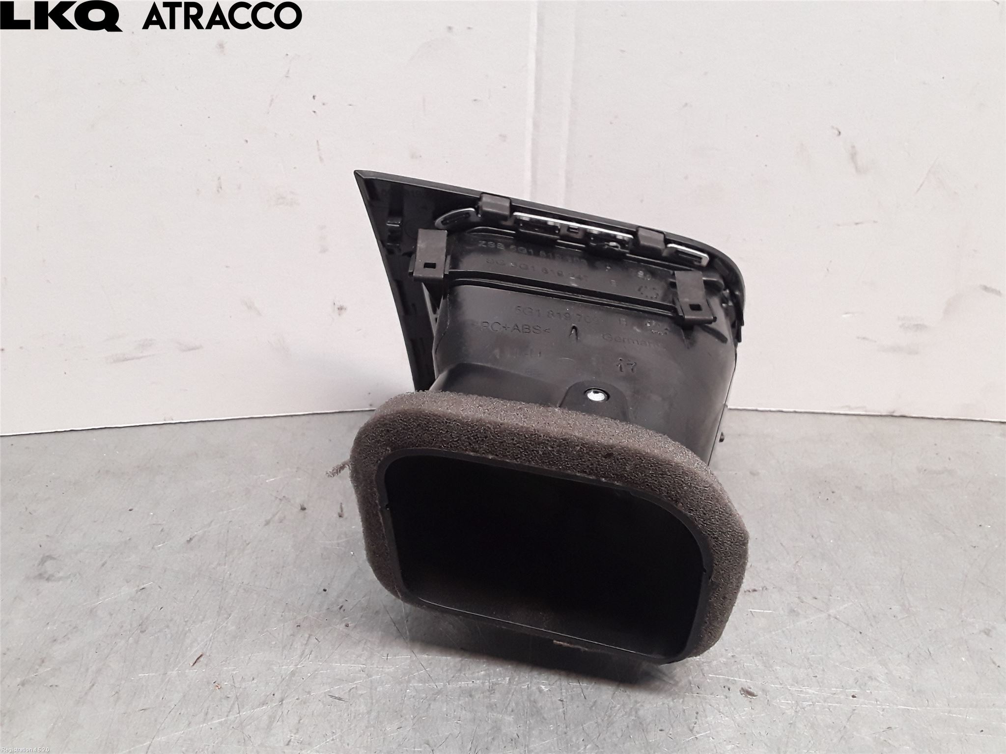 Volkswagen VW GOLF / E-GOLF VII 13-20 Dashbord Kanal - Dyse