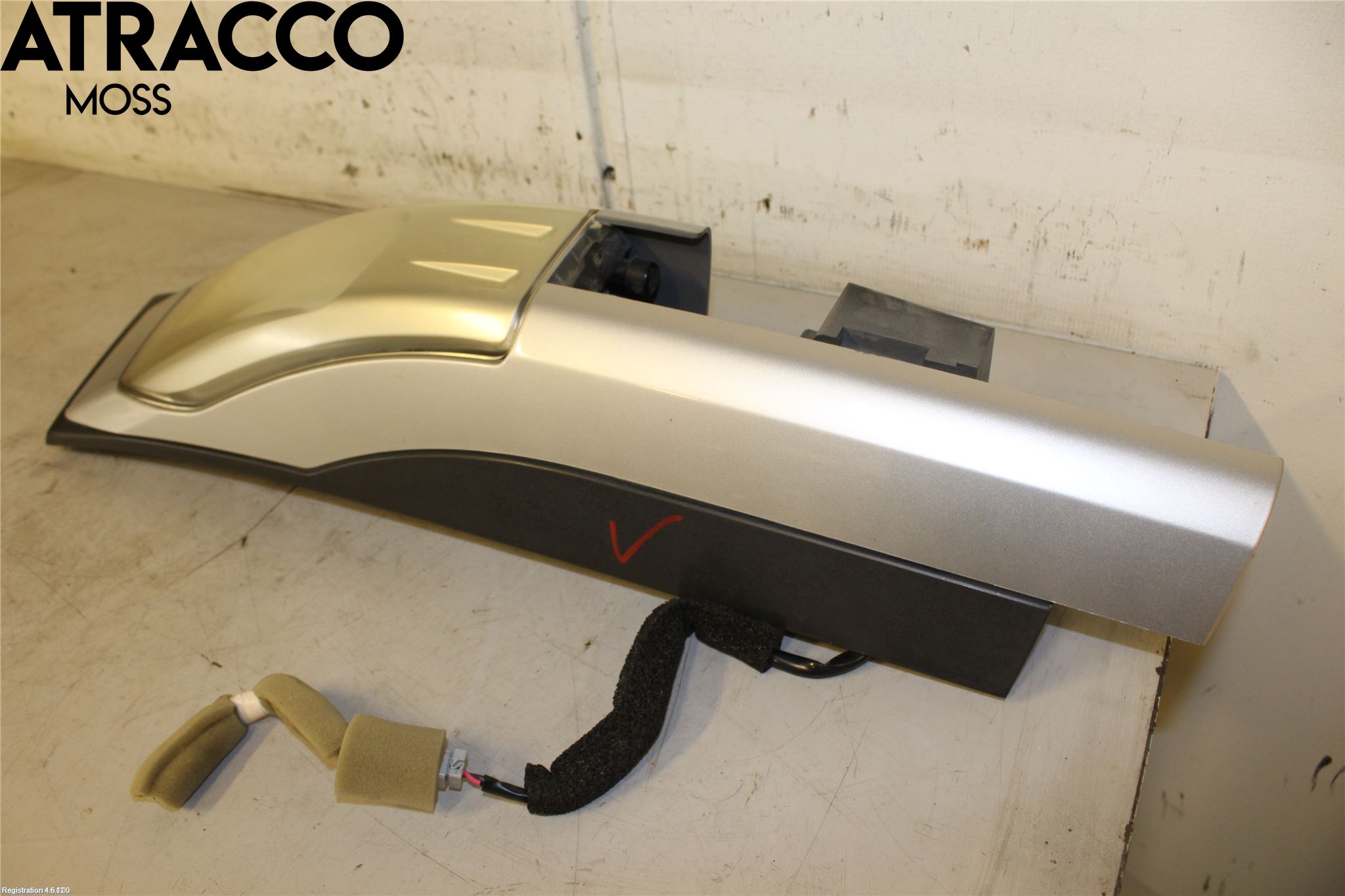 Nissan X-TRAIL 08-14 Frontlykt Venstre