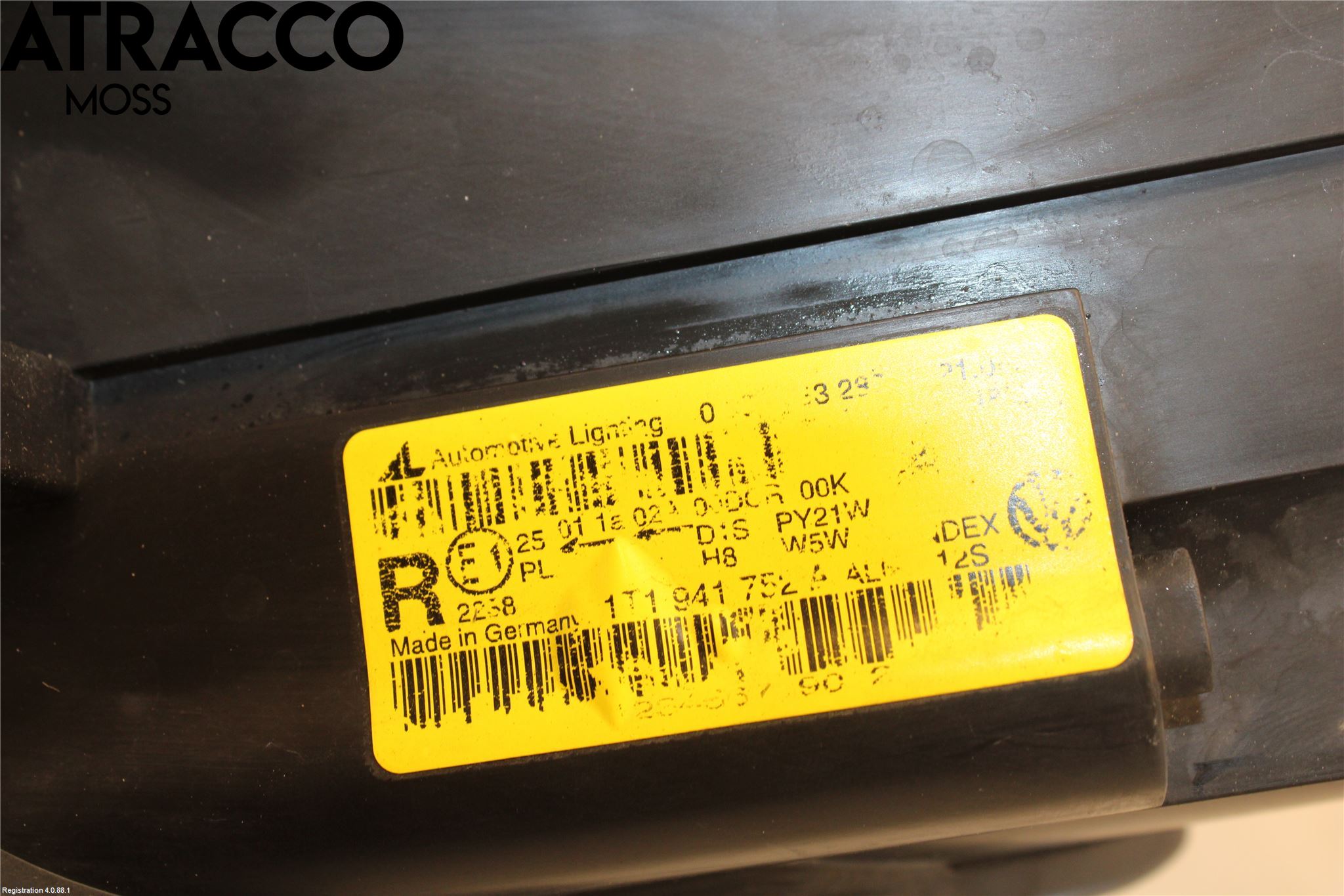 Volkswagen VW TOURAN 03-10 Frontlykt Høyre