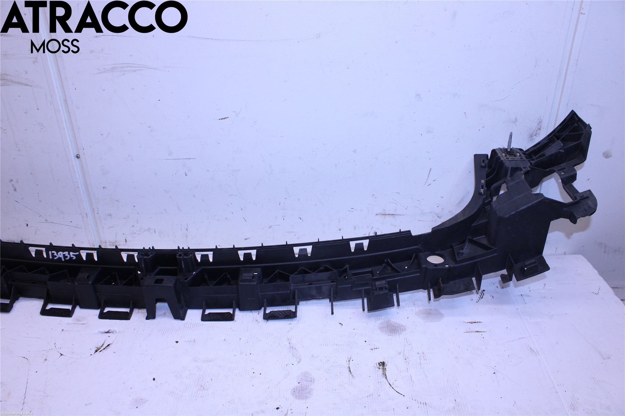 Audi A4/S4 08-11 Støtfanger Bak Feste