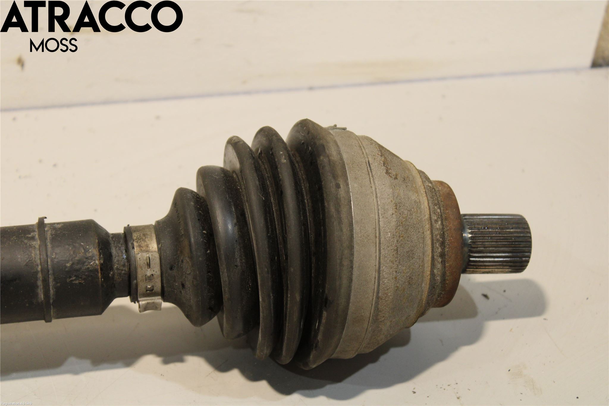 Volkswagen VW CADDY 11-15 Drivaksel Foran Kompl Høyre