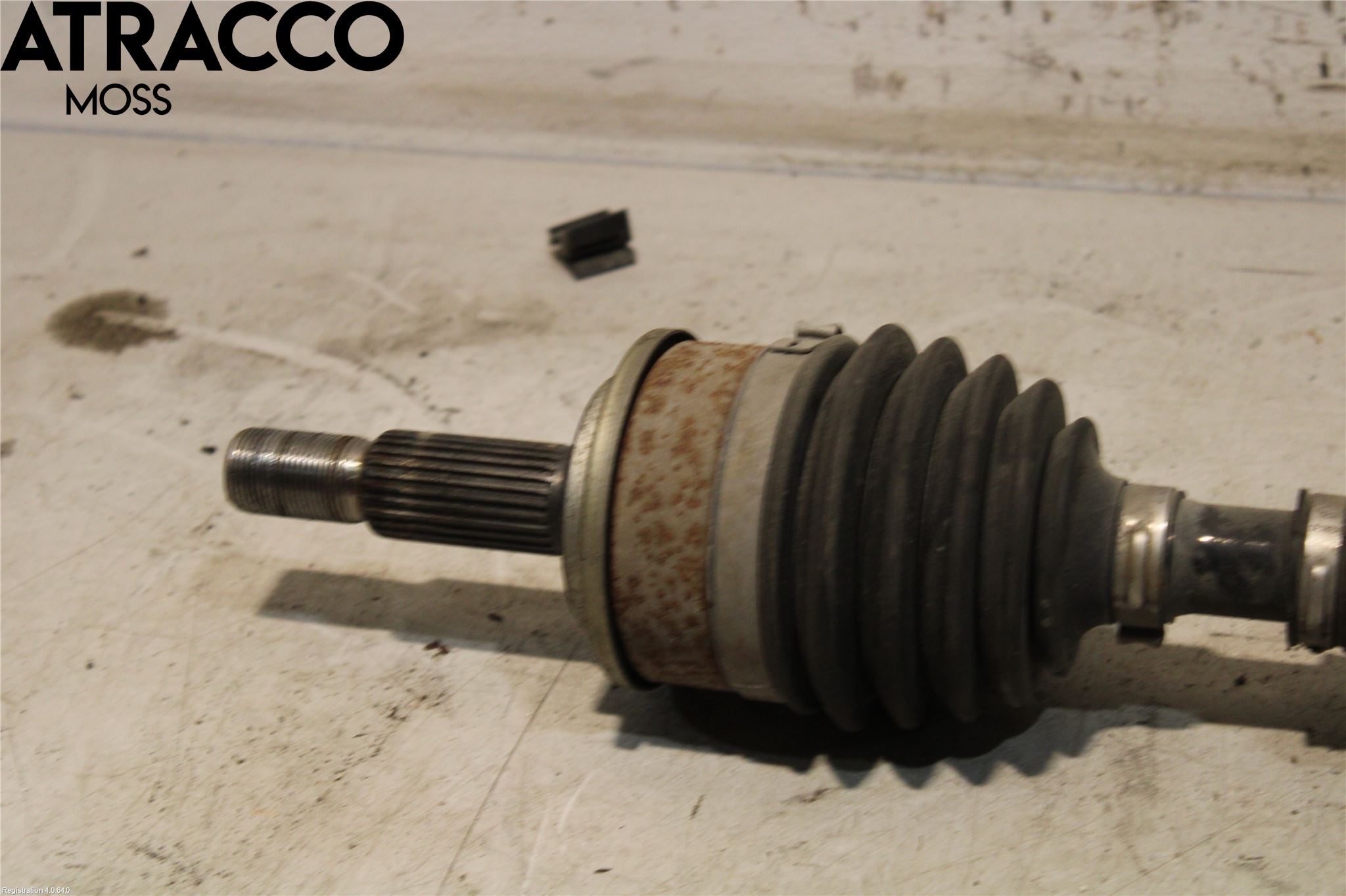 Toyota AURIS 13-19 Drivaksel Foran Kompl Venstre