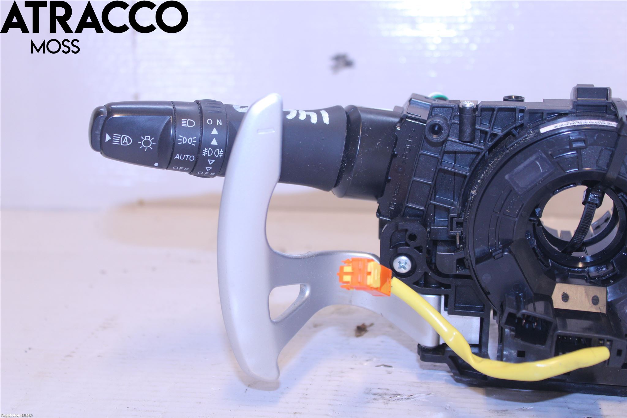 Mitsubishi OUTLANDER 13-21 Bryter Ratt Kombi H Og V