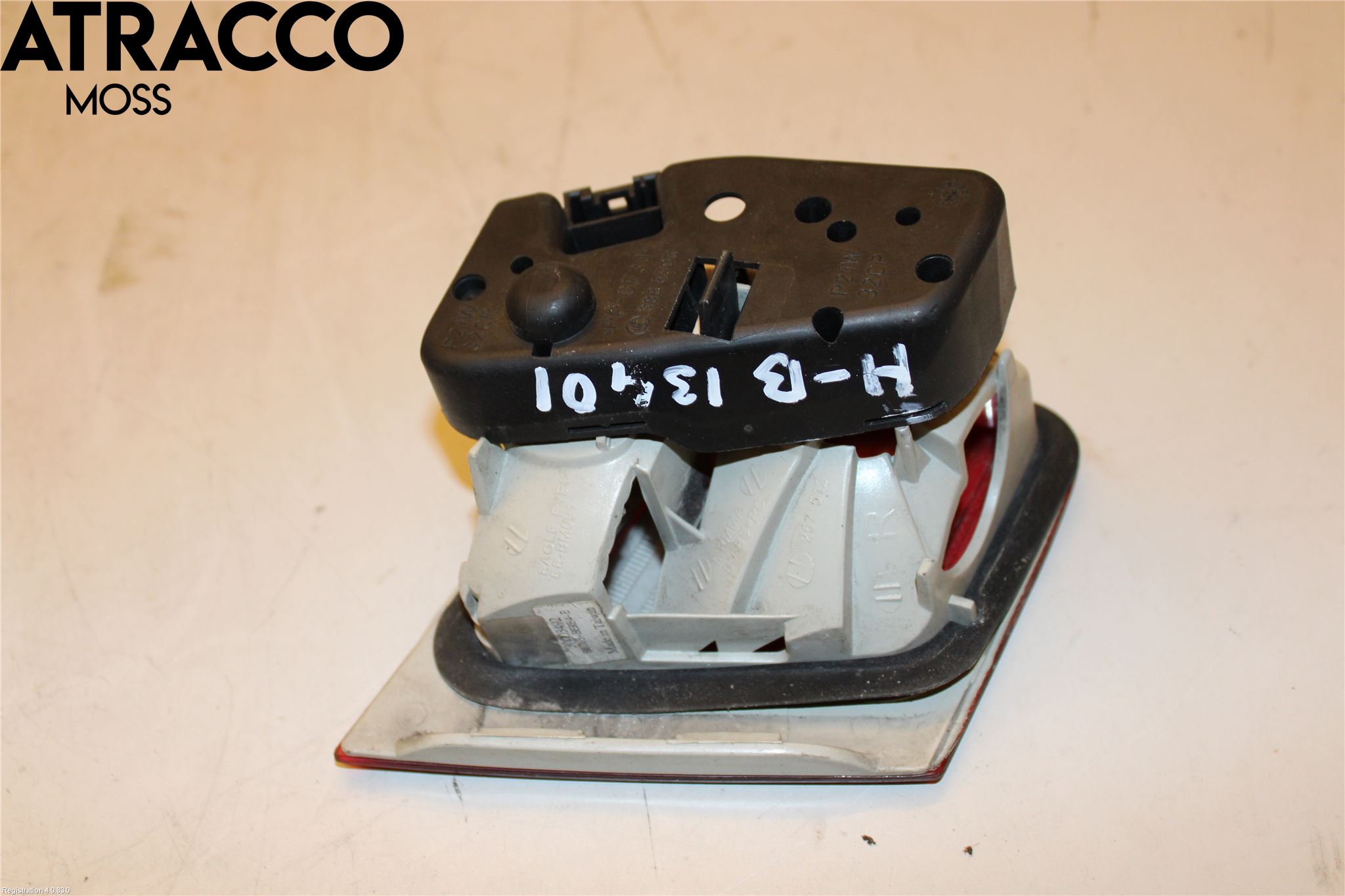 BMW 3 E46      98-05 Baklykt Høyre  På Luke(Indre)