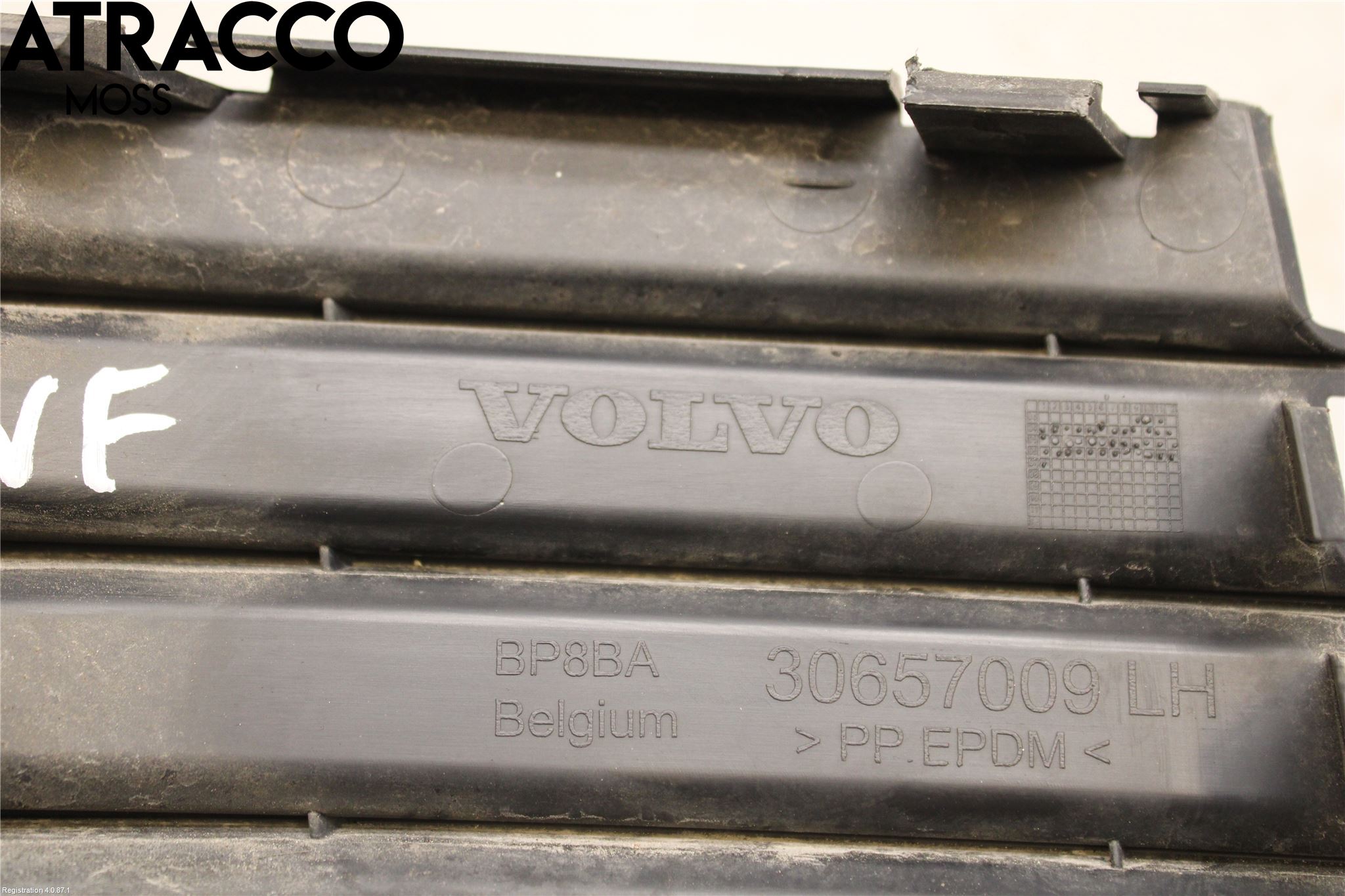 Volvo V50 04-07 Grilldel Venstre