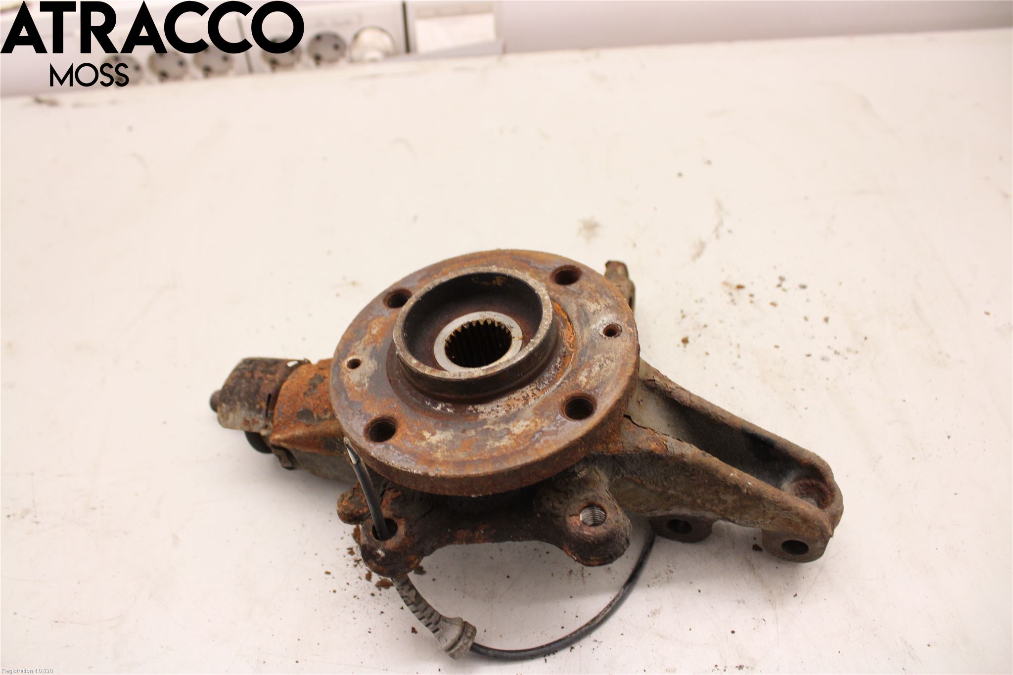 Peugeot 3008 09-16 Spindel Hf